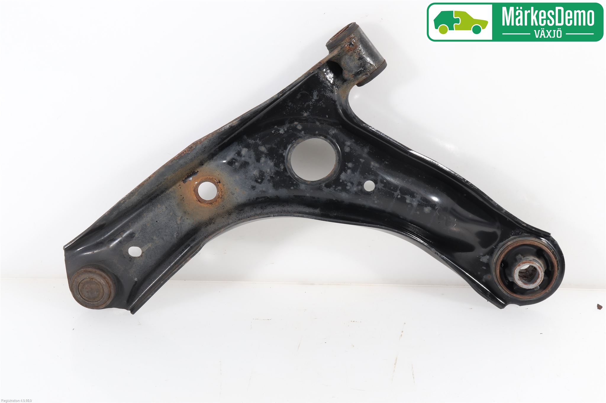 Toyota AYGO 15-21 Bærearm Foran Høyre Nedre