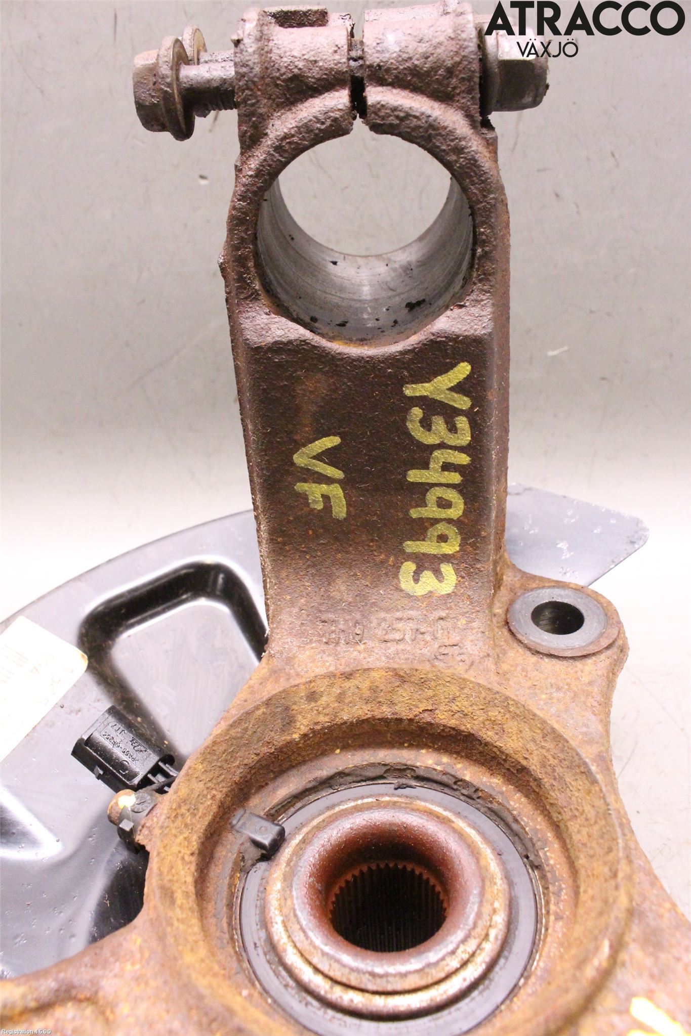 Volkswagen VW TRANSP/CARAVELLE (T6) 16-22 Spindel Vf