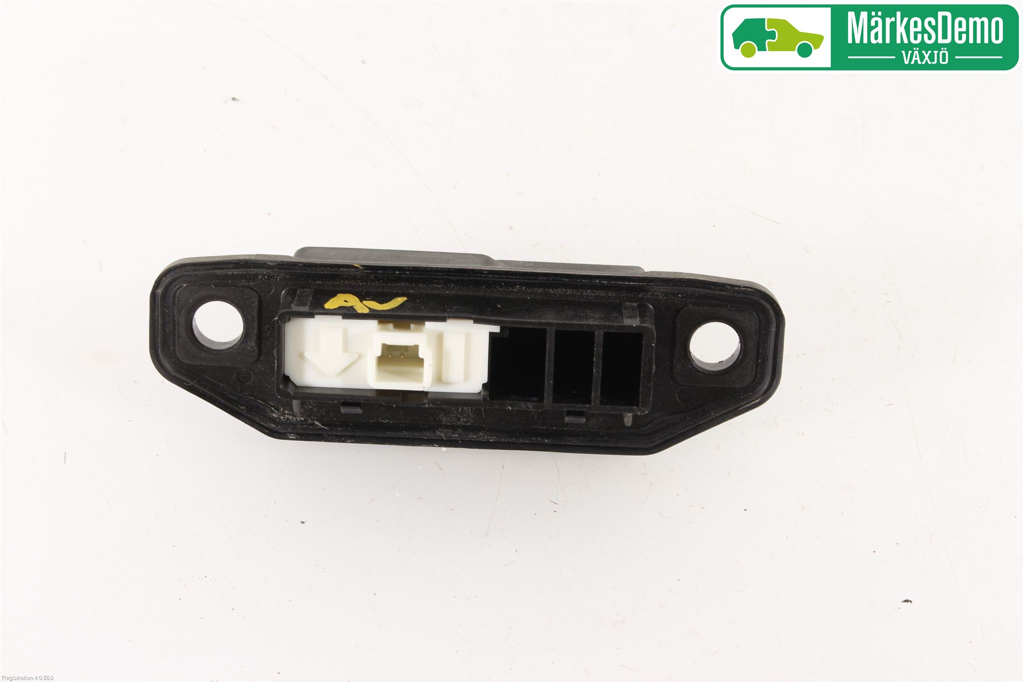 Toyota YARIS XP130 15-20 Bakluke Handtak Ytre