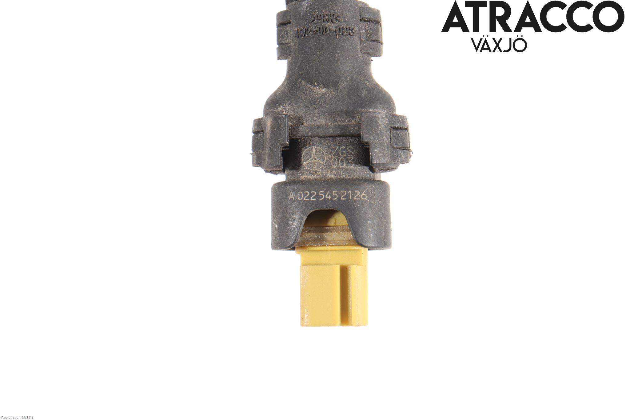 Mercedes-Benz MB C-KLASS (W205) 14-21 Sensor Eksos