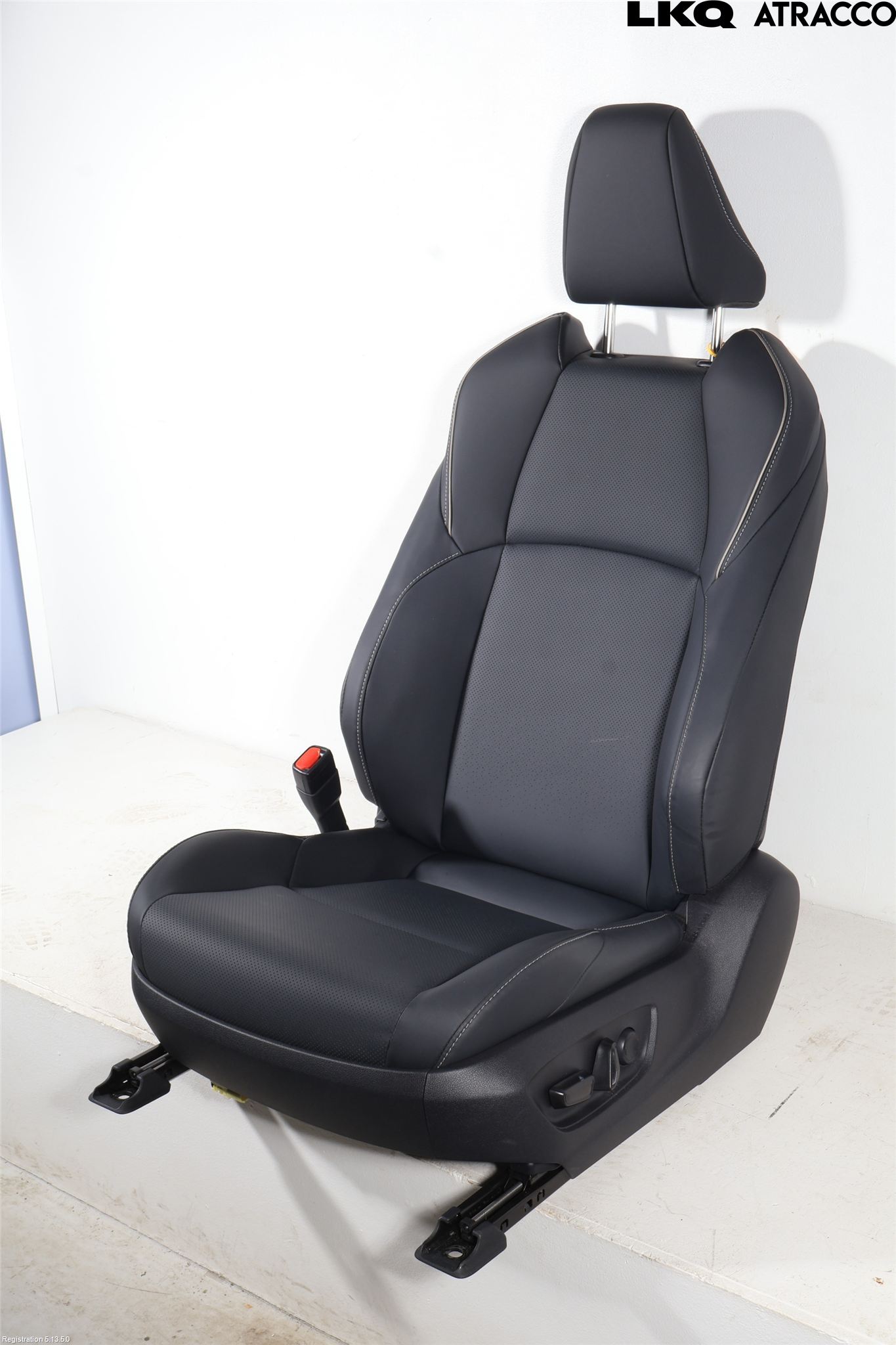 Toyota bZ4X EA10 22- Innr Sete Foran Venstre