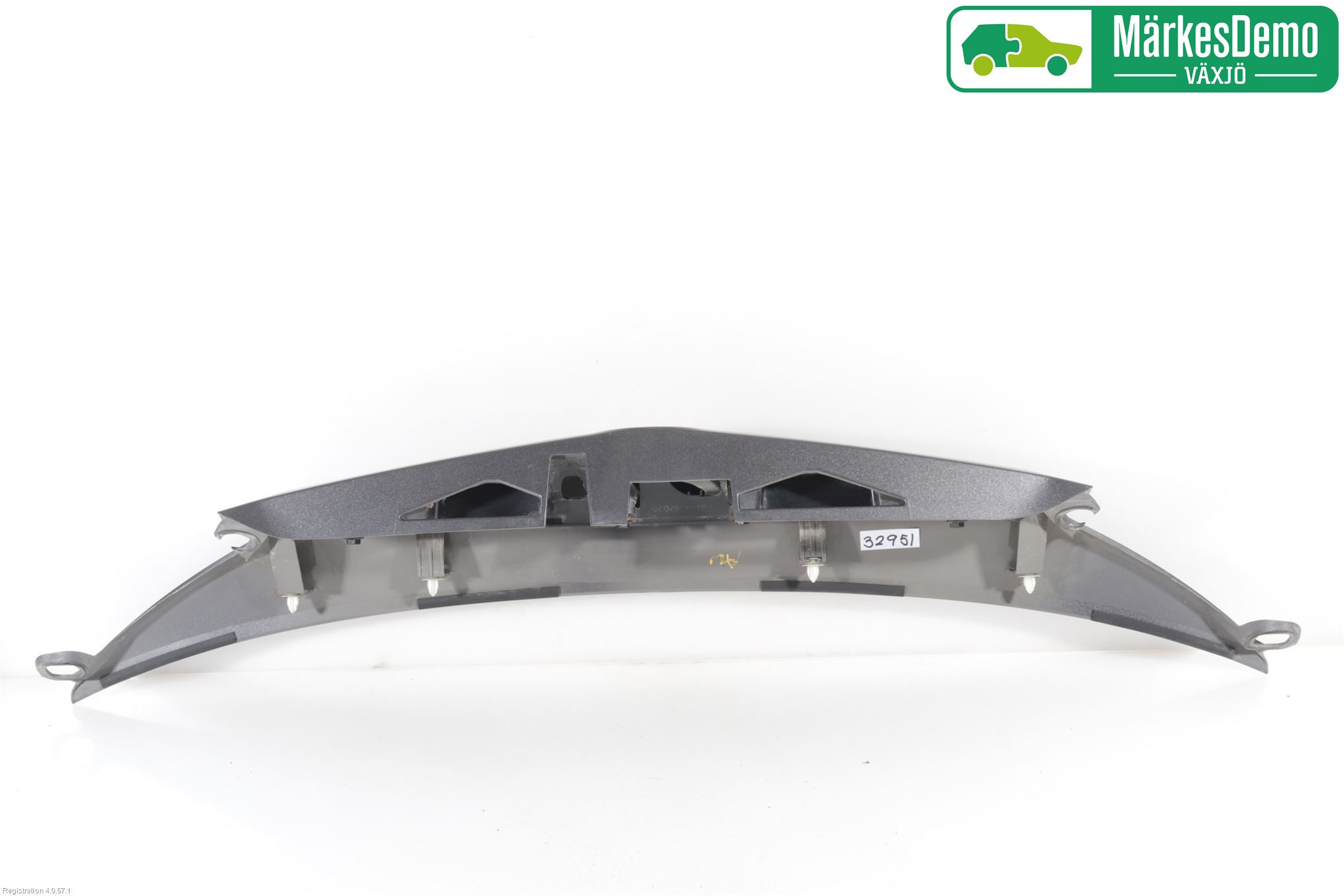 Toyota RAV4 13-18 Refleksplate - Skiltplate
