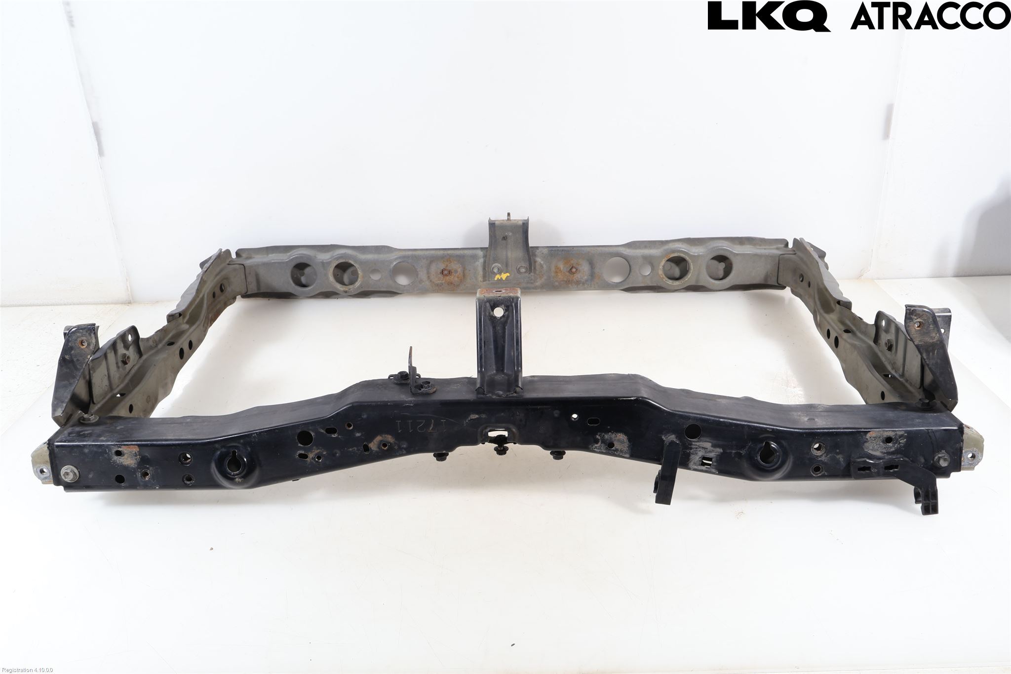 Toyota AVENSIS 16-18 Frontstykke-Boks