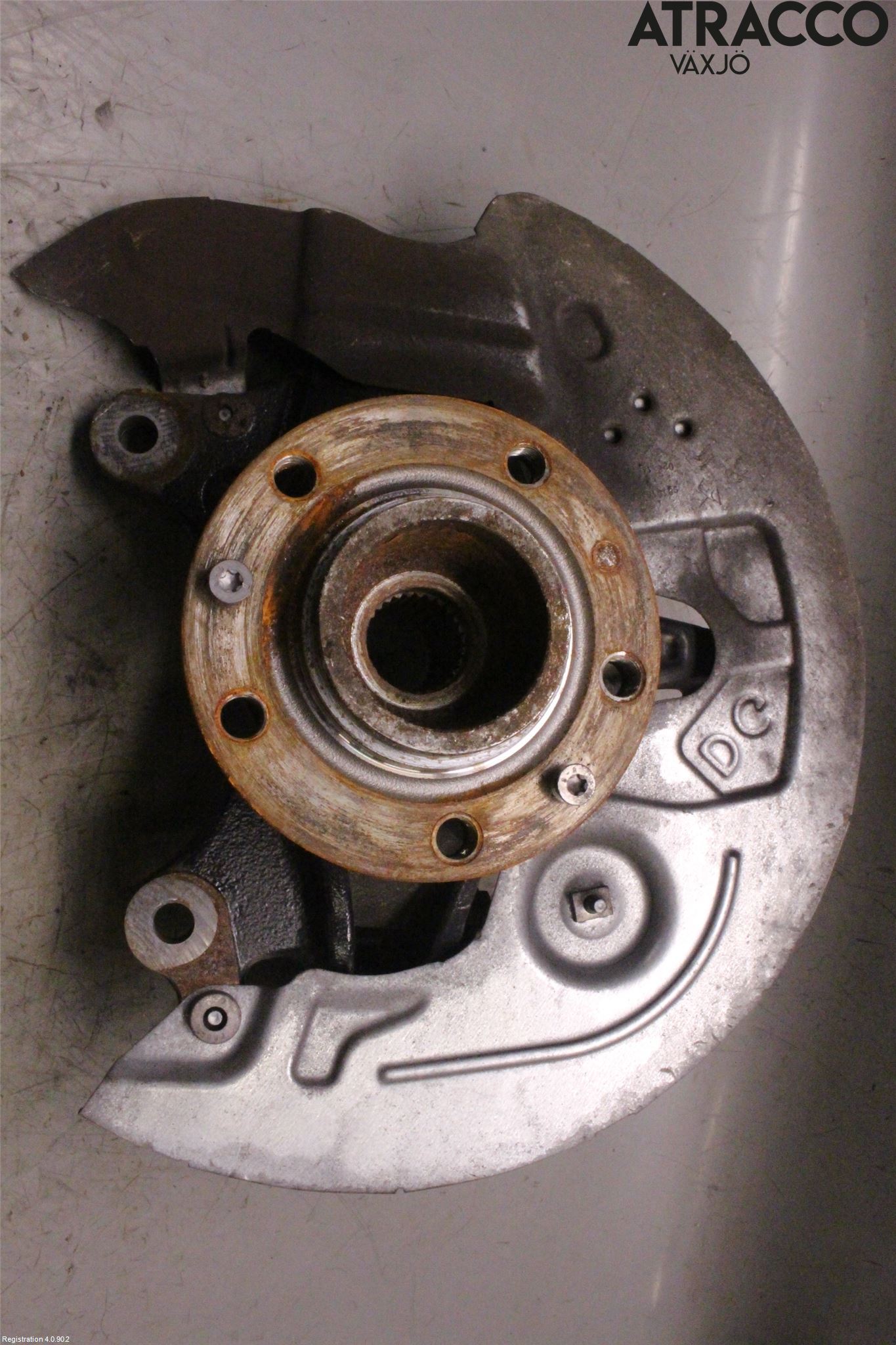 Peugeot 3008 17-24 Spindel Hf
