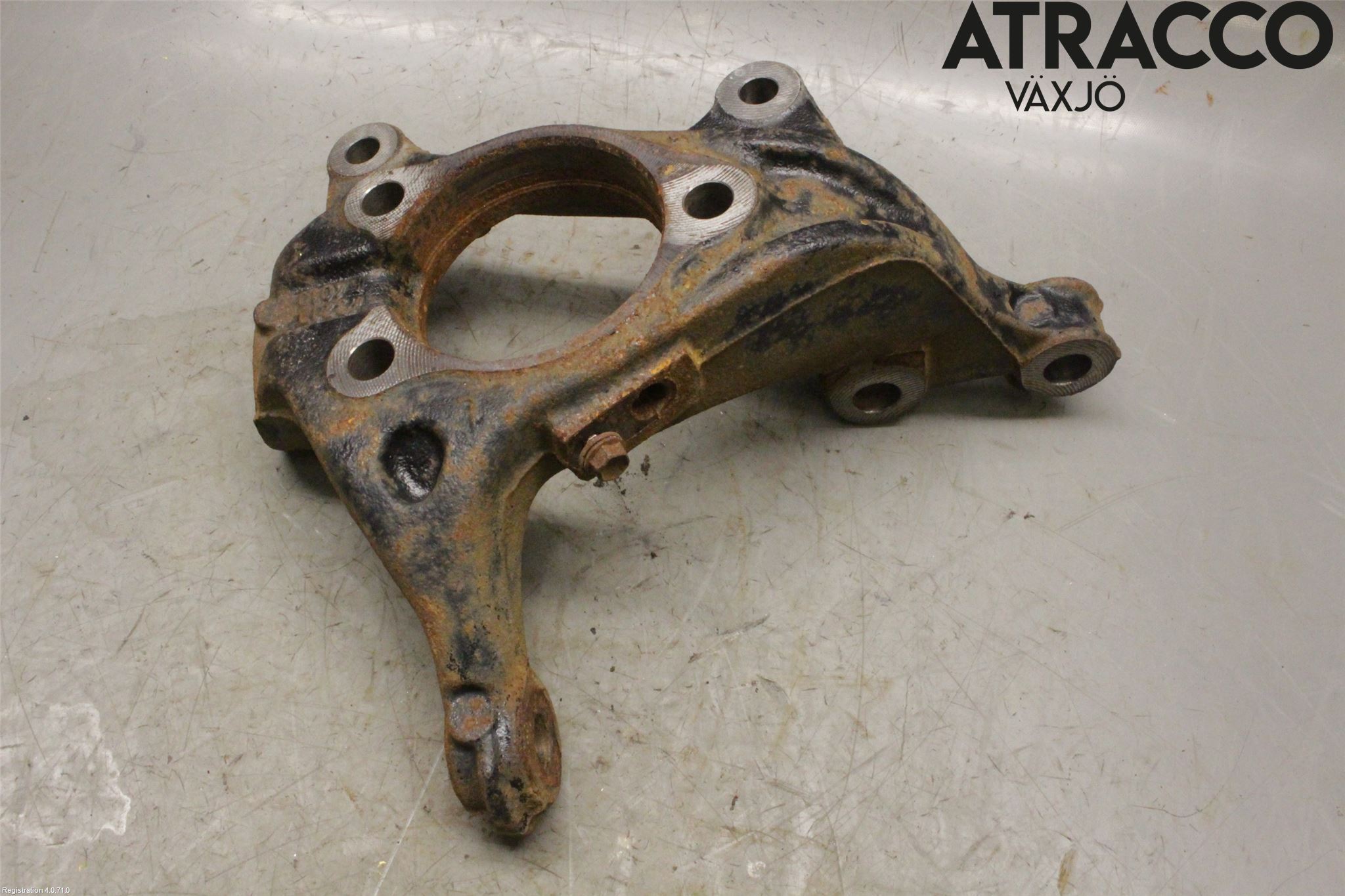 Toyota C-HR 16-23 Spindel Vf