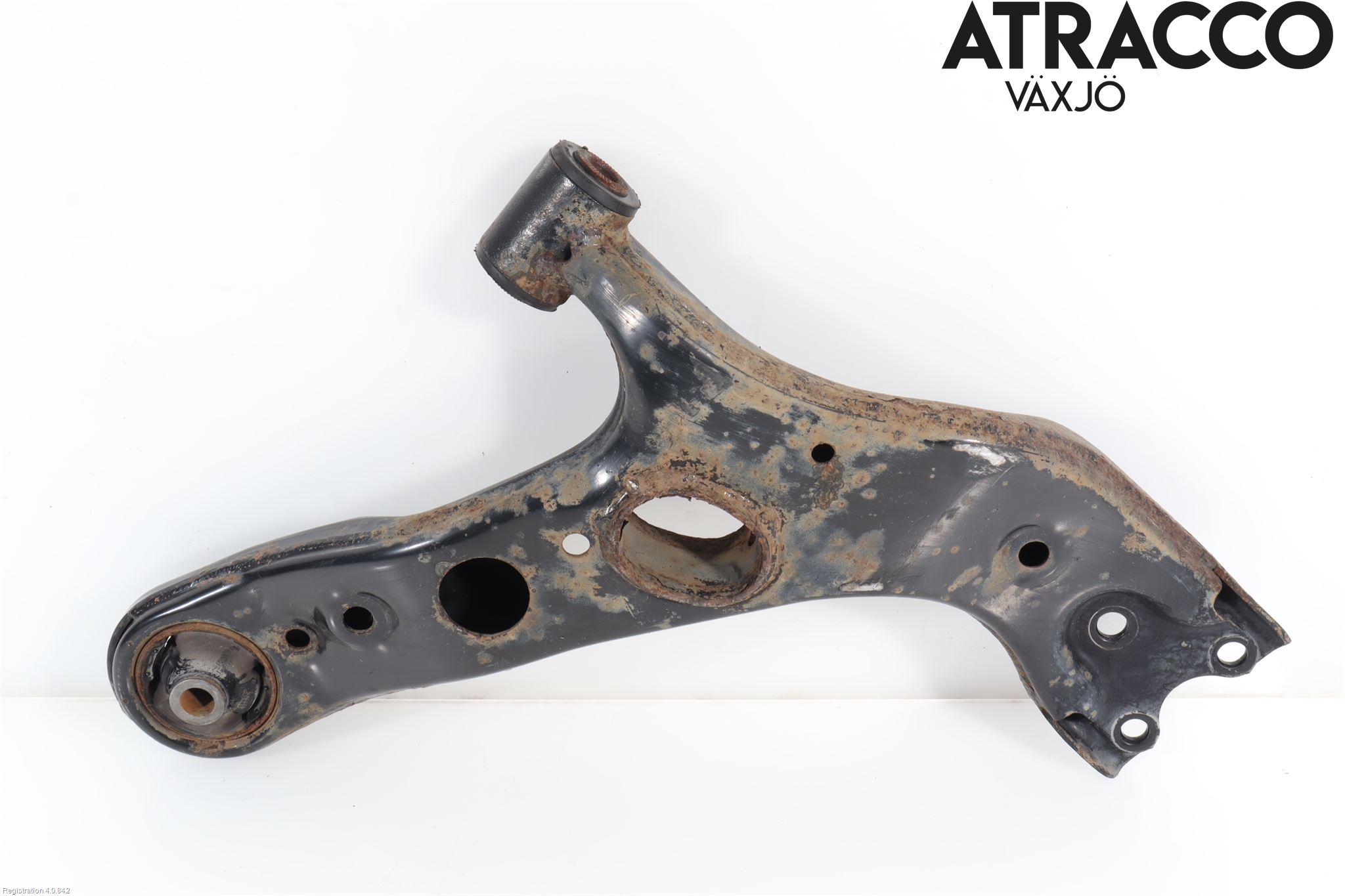 Toyota RAV4 13-18 Bærearm Foran Venstre Nedre