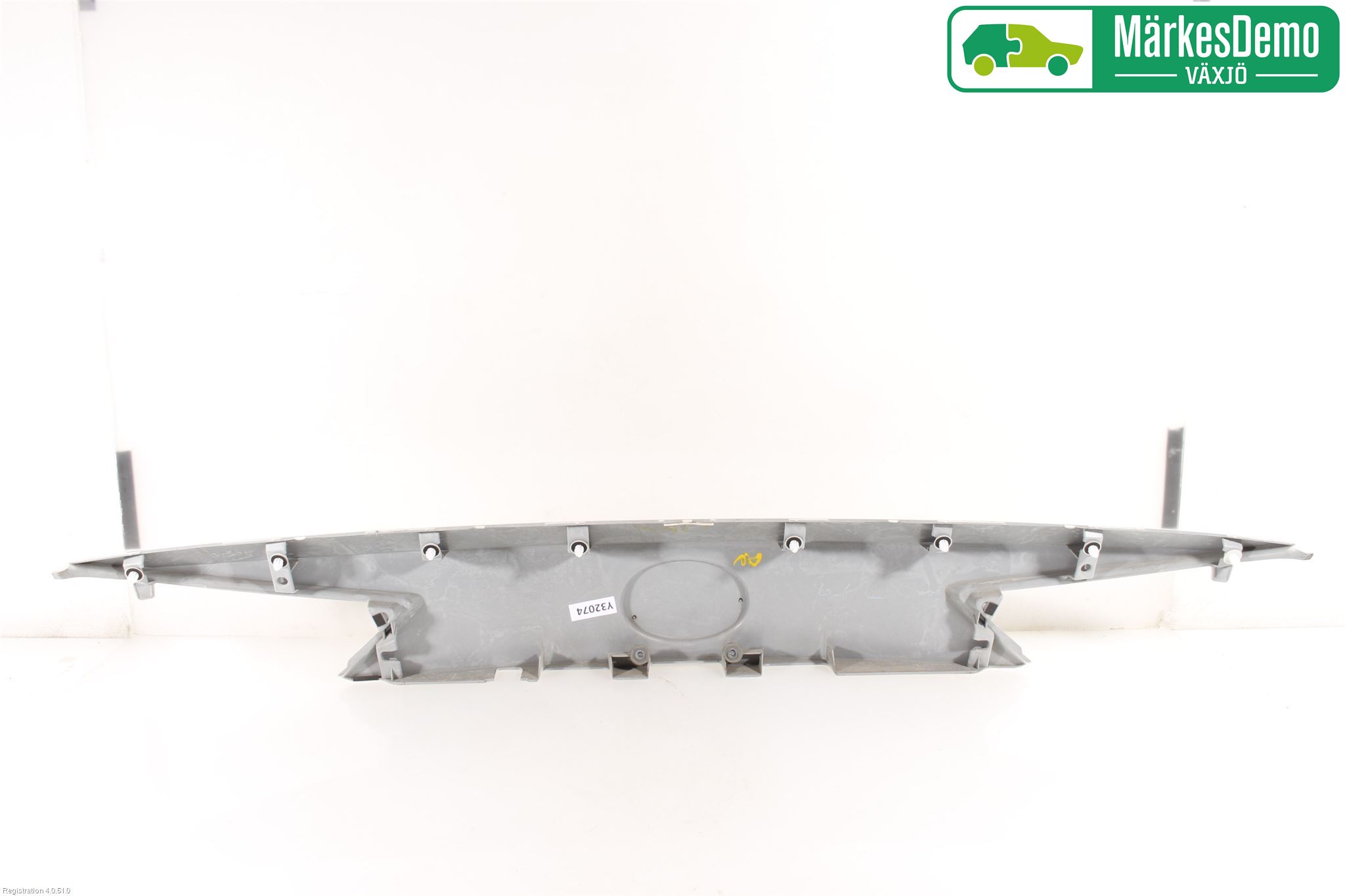 Toyota AURIS 13-19 Refleksplate - Skiltplate