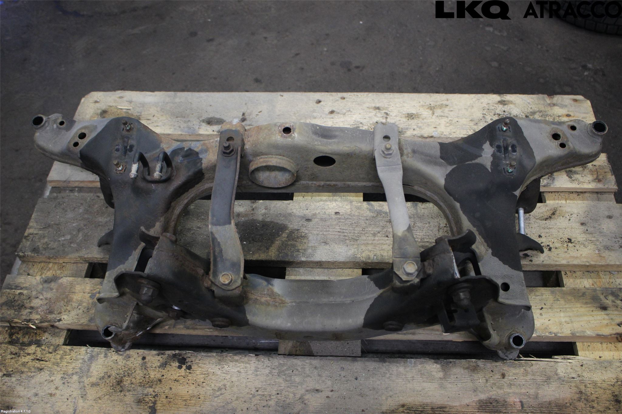 Nissan QASHQAI 14-17 Bakaksel Feste Travers-Ramme