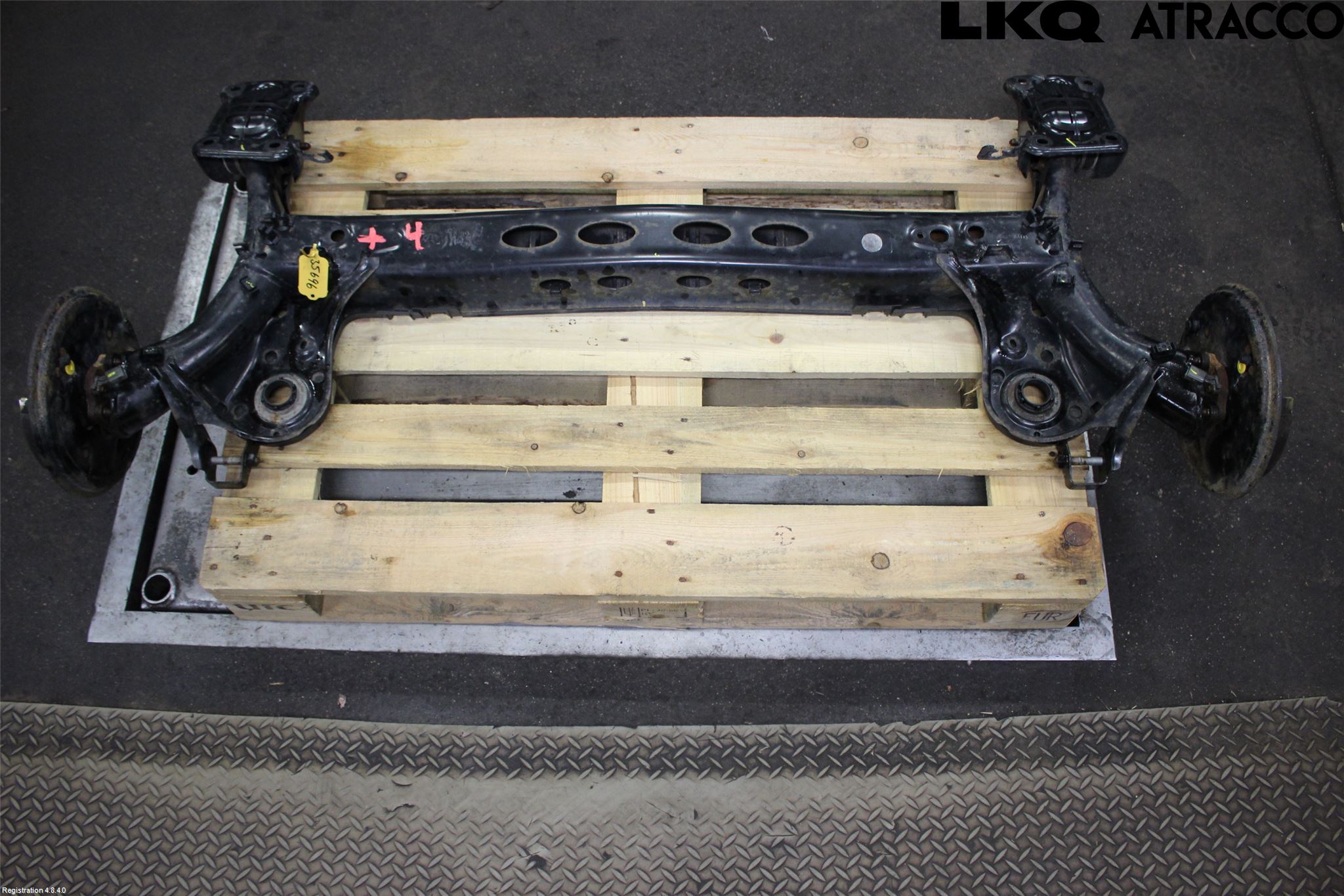 Volkswagen VW POLO VI 18->> Bakaksel Feste Travers-Ramme