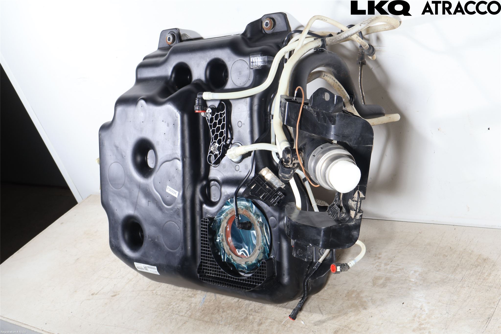 Volkswagen VW PASSAT 15-19 Drivstofftank