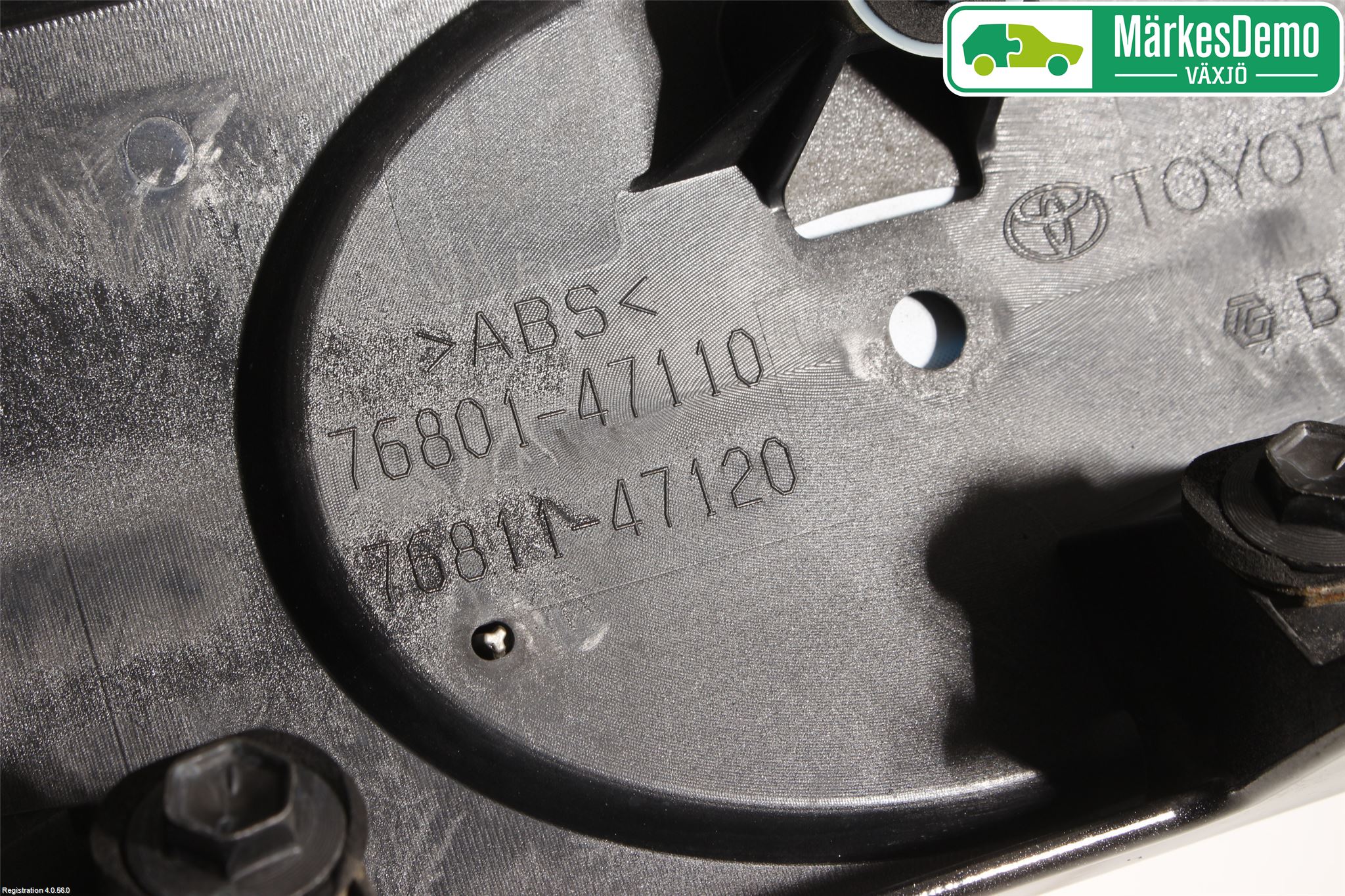 Toyota PRIUS (ZVW50) 16-21 Refleksplate - Skiltplate