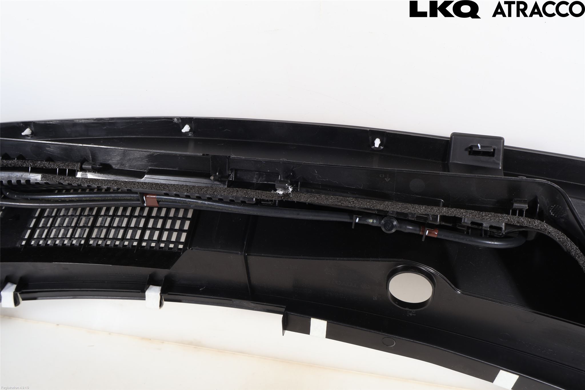 Toyota AYGO X AB70 22- Visker Deksel-Grill-Under Frr