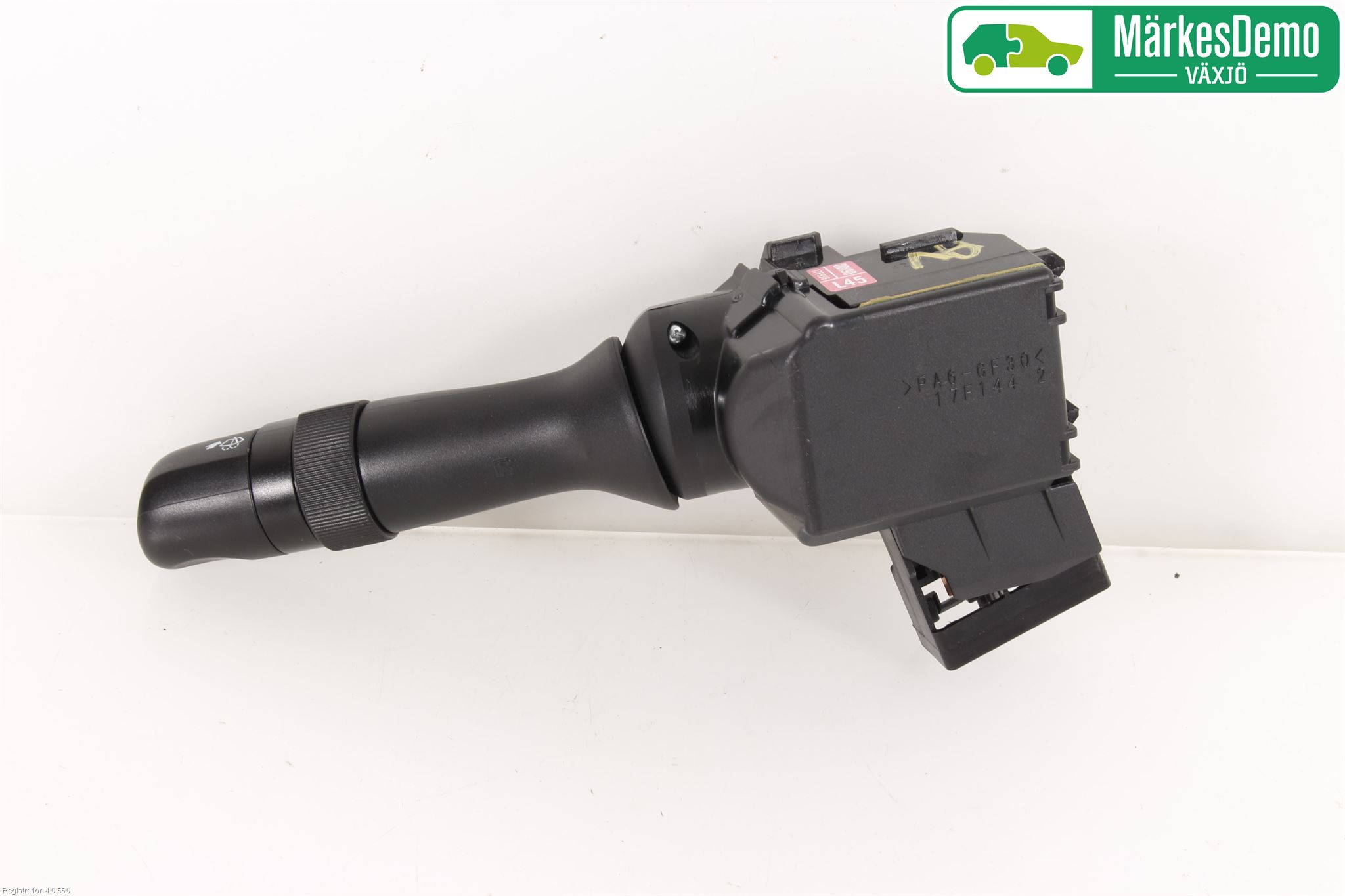 Toyota YARIS XP130 15-20 Bryter Ratt Visker - Spyler