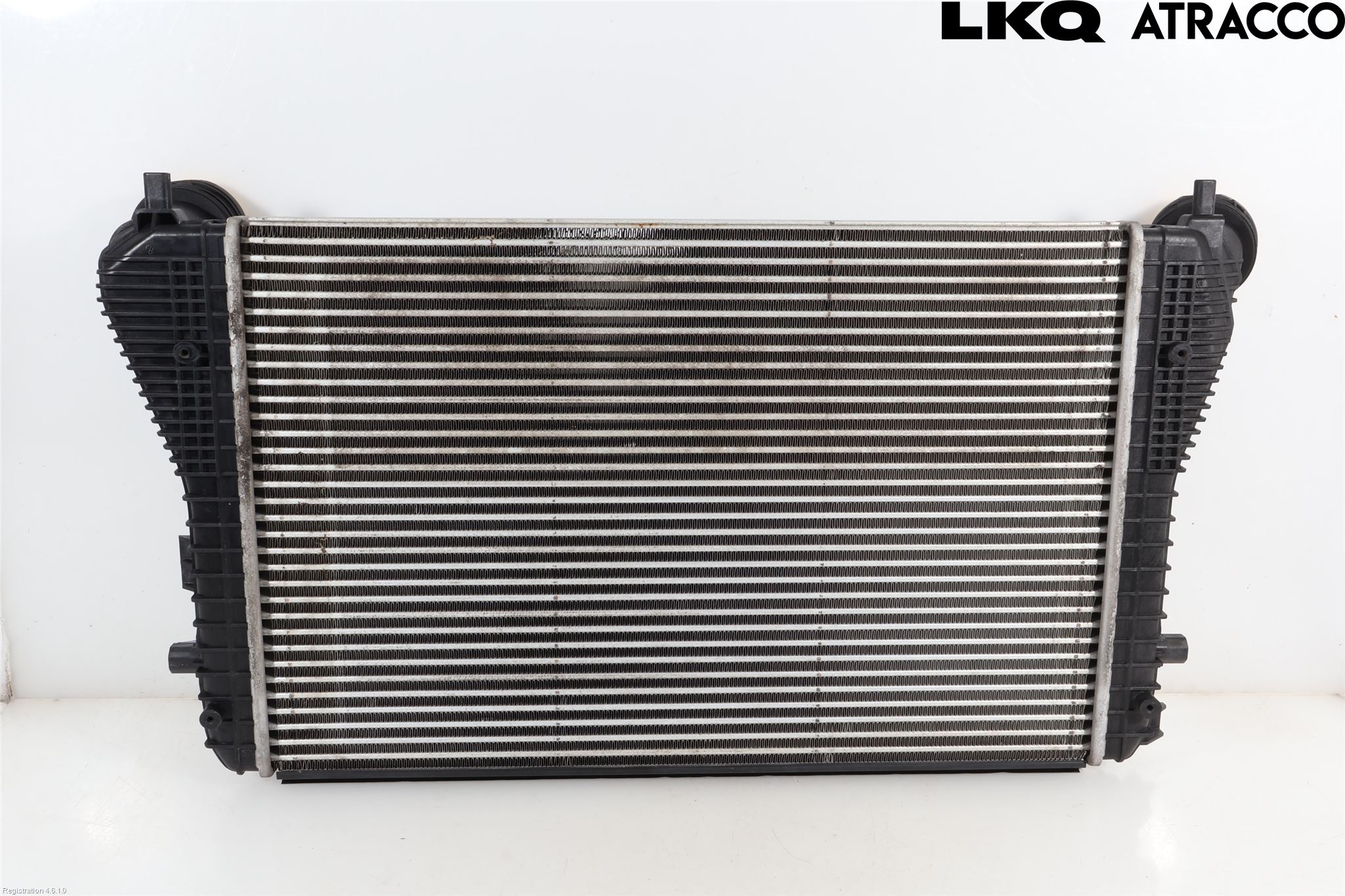 Volkswagen VW CADDY      04-10 Intercooler Radiator