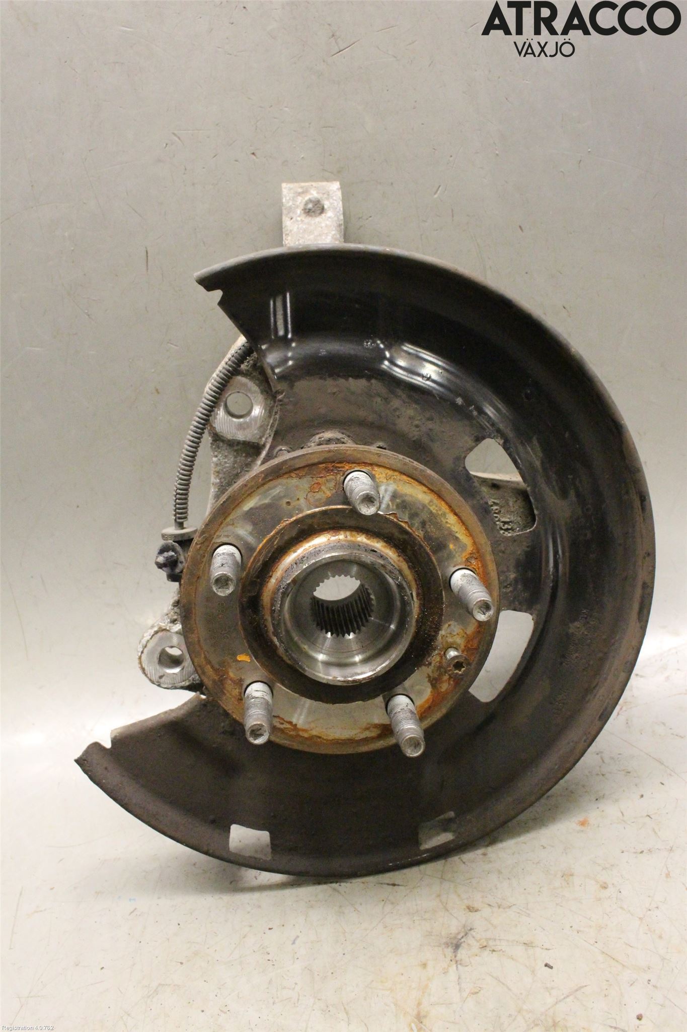 Opel ASTRA J 10-15 Spindel Vf