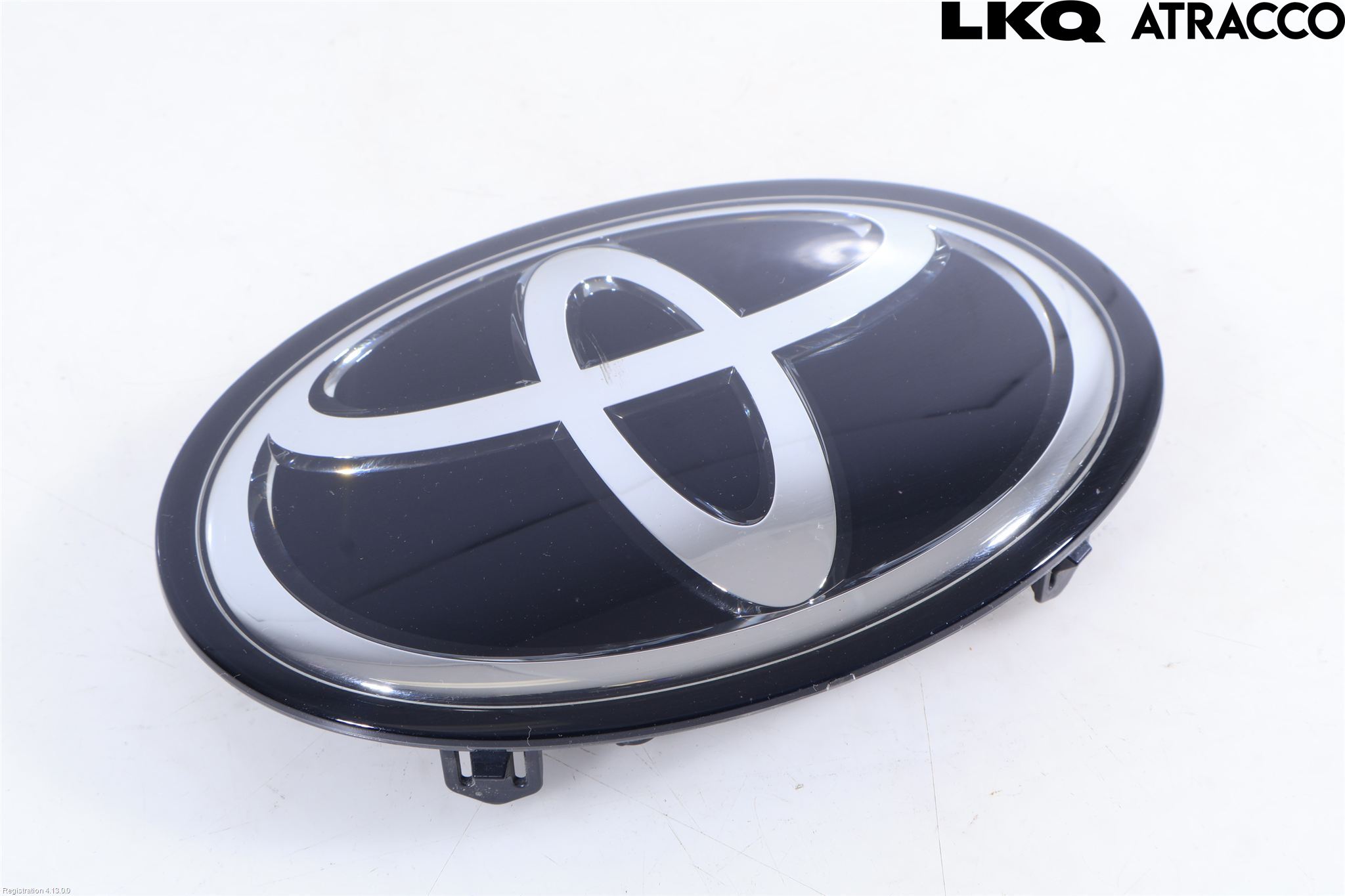 Toyota COROLLA CROSS XG10 22- Emblem