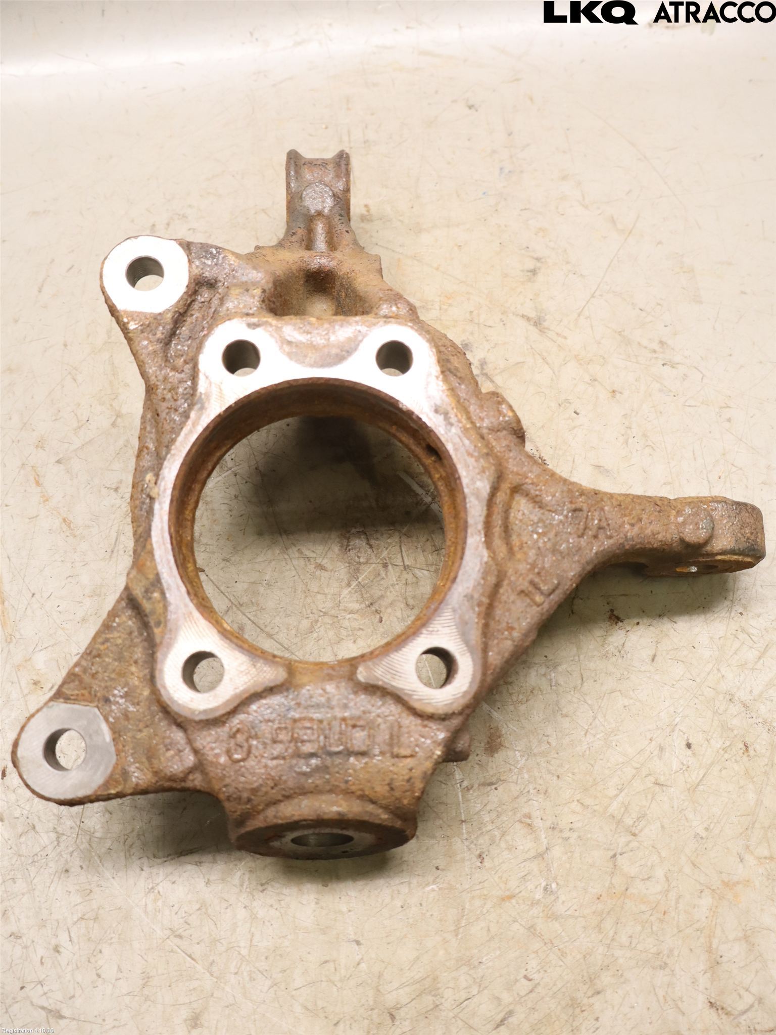 Toyota RAV4 19- Spindel Vf