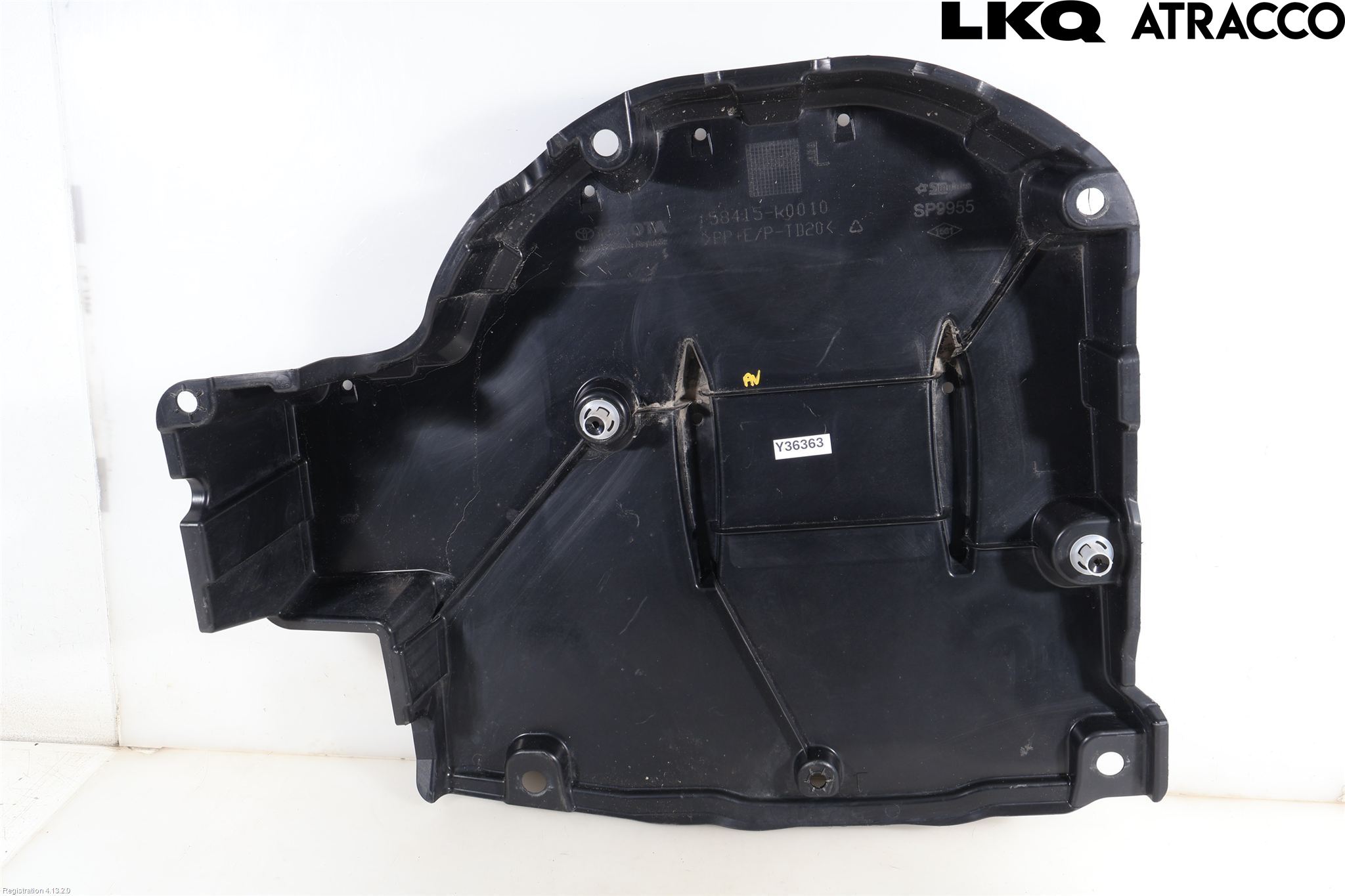 Toyota YARIS XP21 20- Bunnplate U Motor-Gear-Dørk