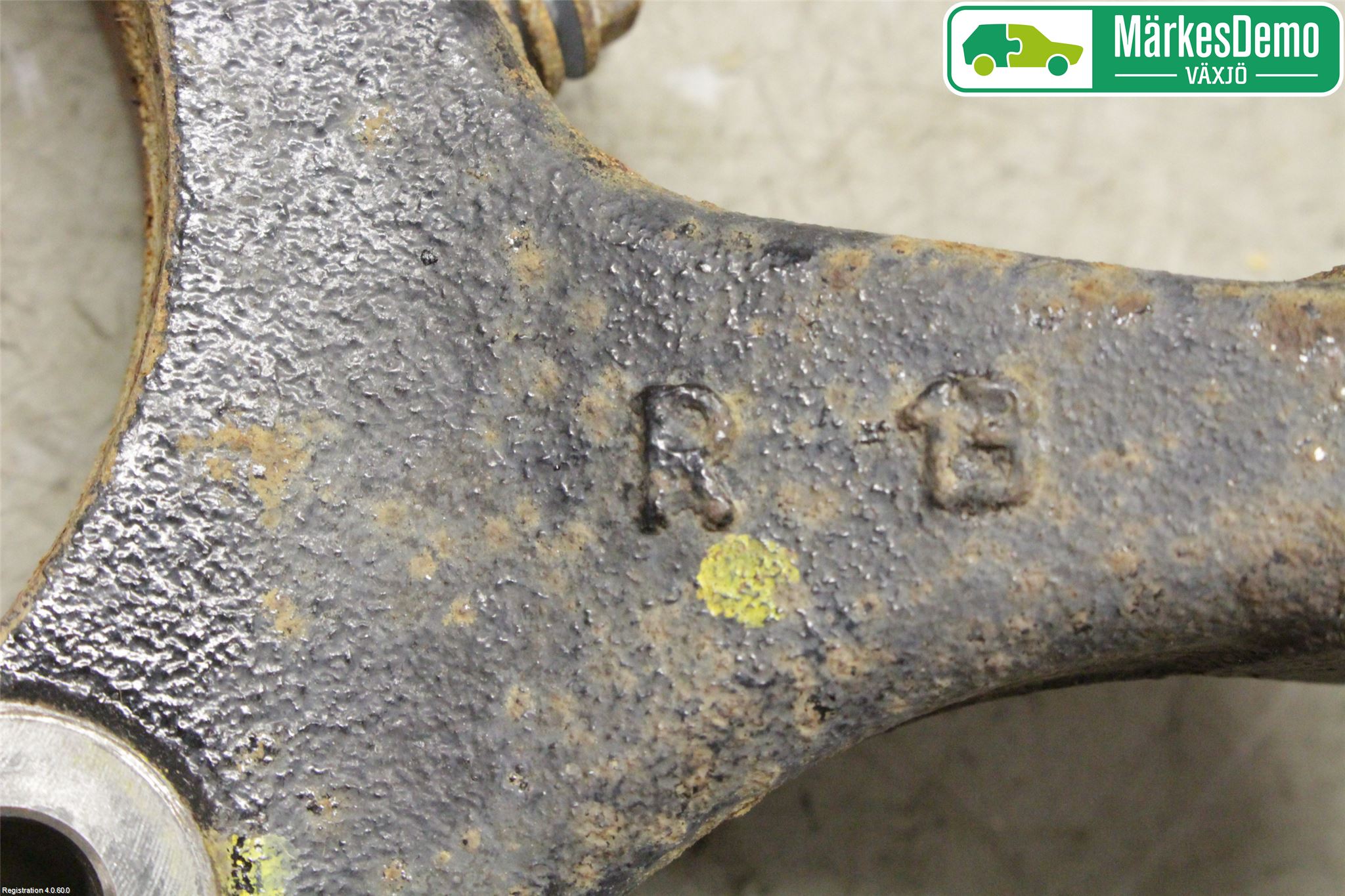 Toyota RAV4 13-18 Spindel Hf