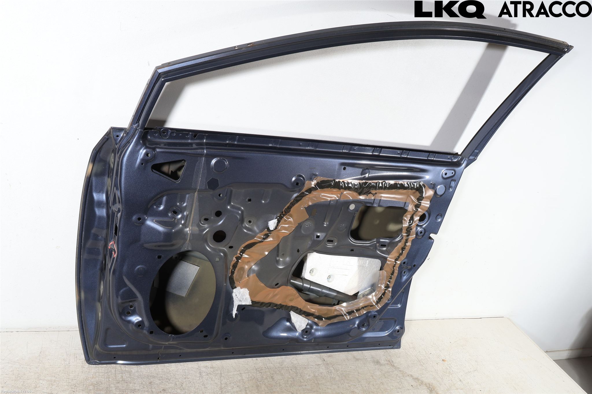 Toyota AVENSIS 09-15 Dør 4D Foran Høyre
