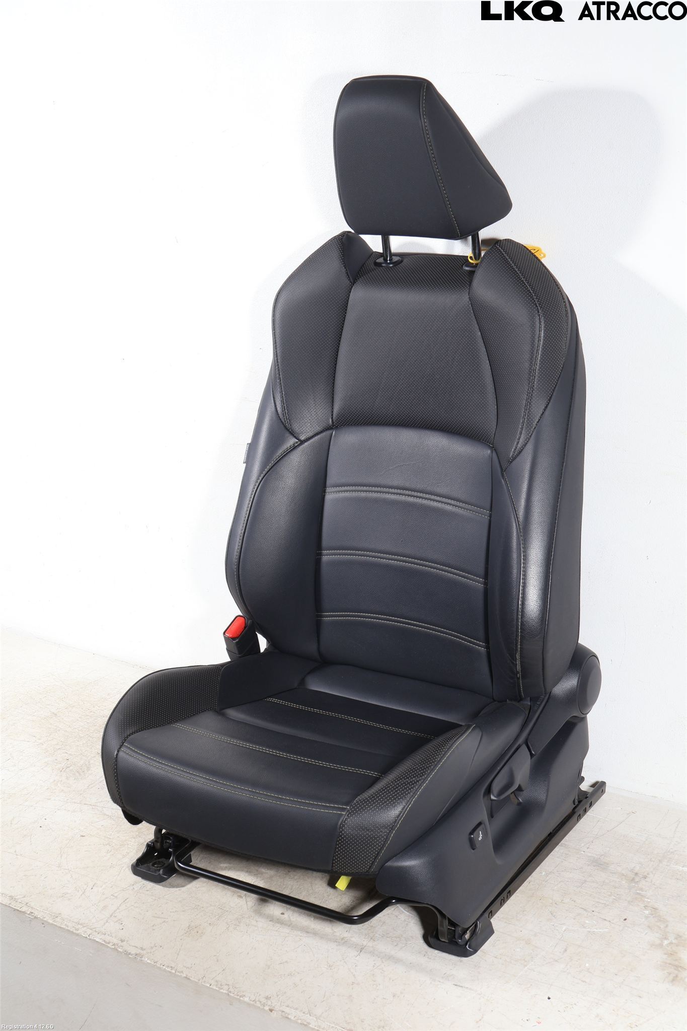 Toyota YARIS CROSS XP21 21- Innr Sete Foran Venstre