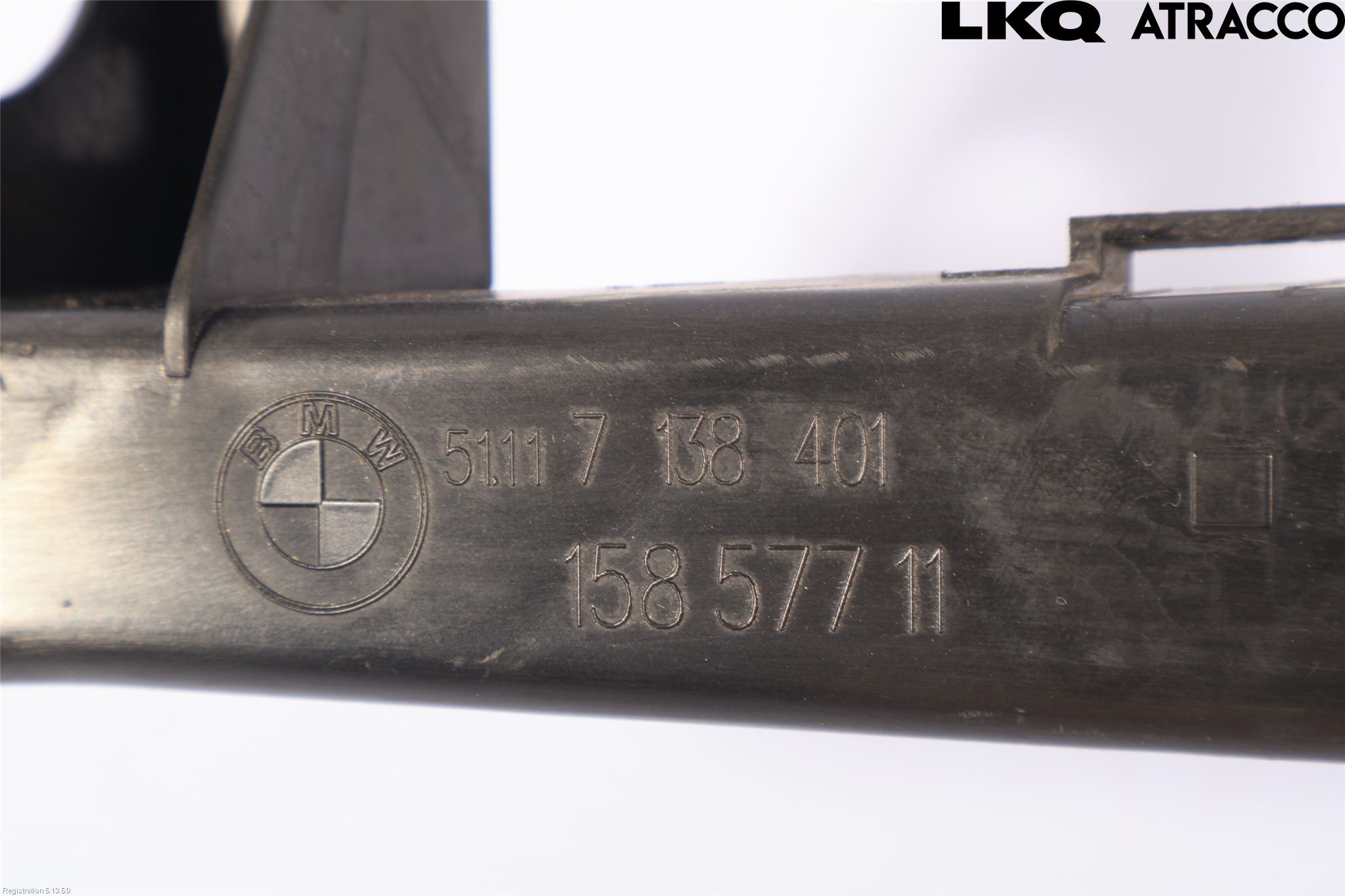 BMW 3 E90/91 SED/TOU 05-12 Frontlykt Ramme V Lyktering