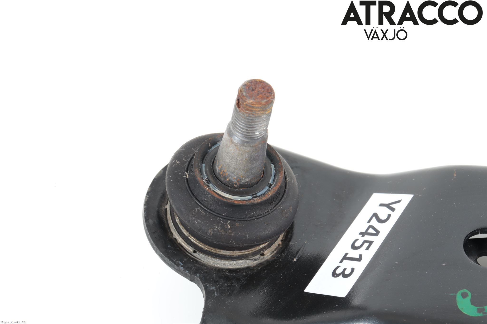 Suzuki SWIFT 11-16 Bærearm Foran Høyre Nedre