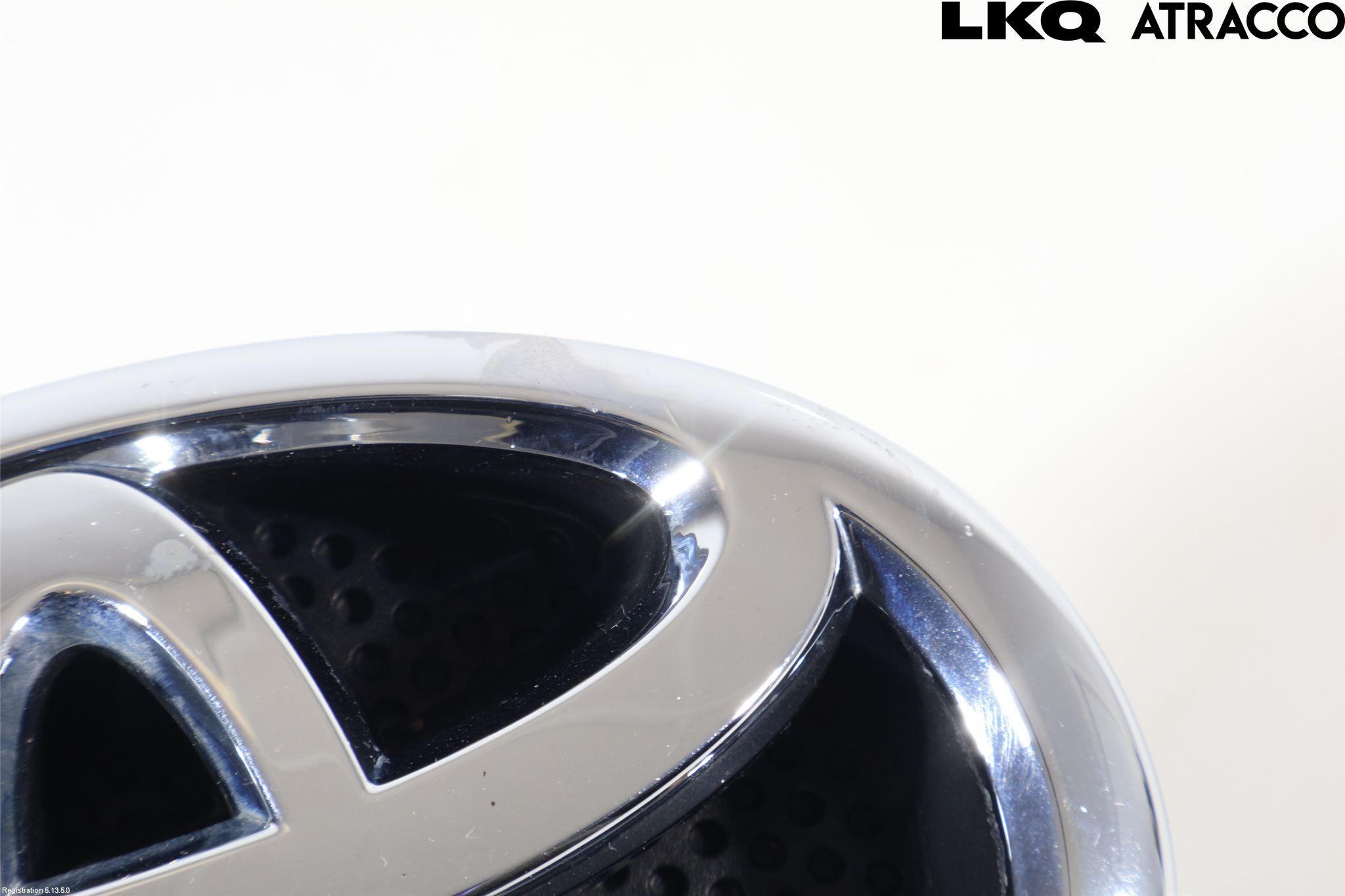 Toyota YARIS XP130 15-20 Emblem