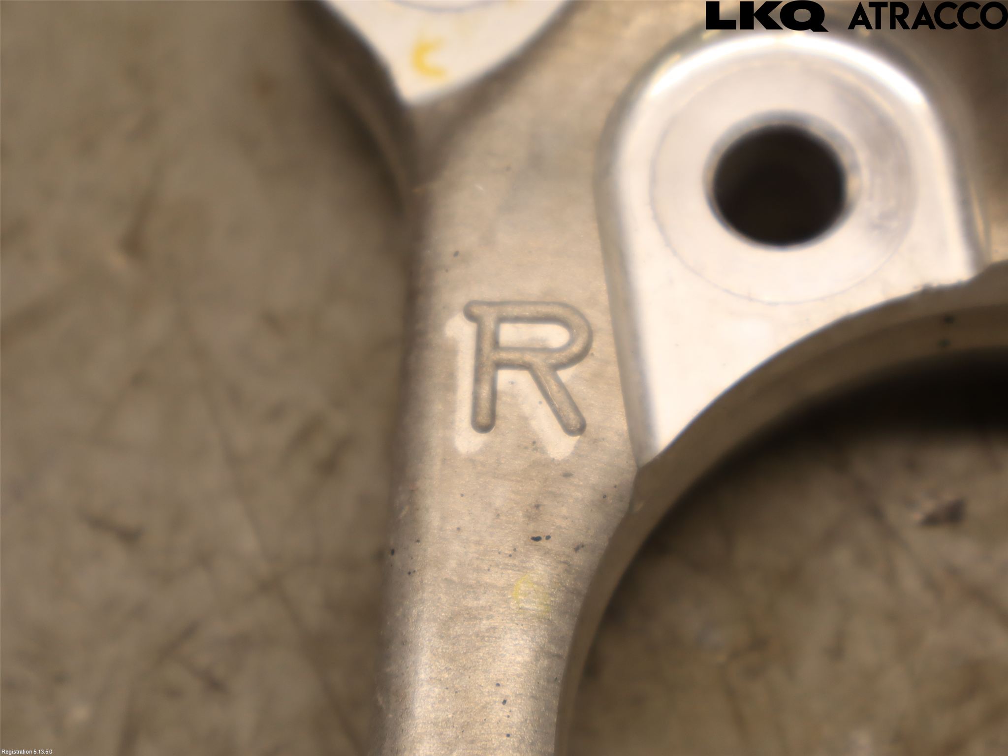 Lexus RZ 23- Spindel Hf