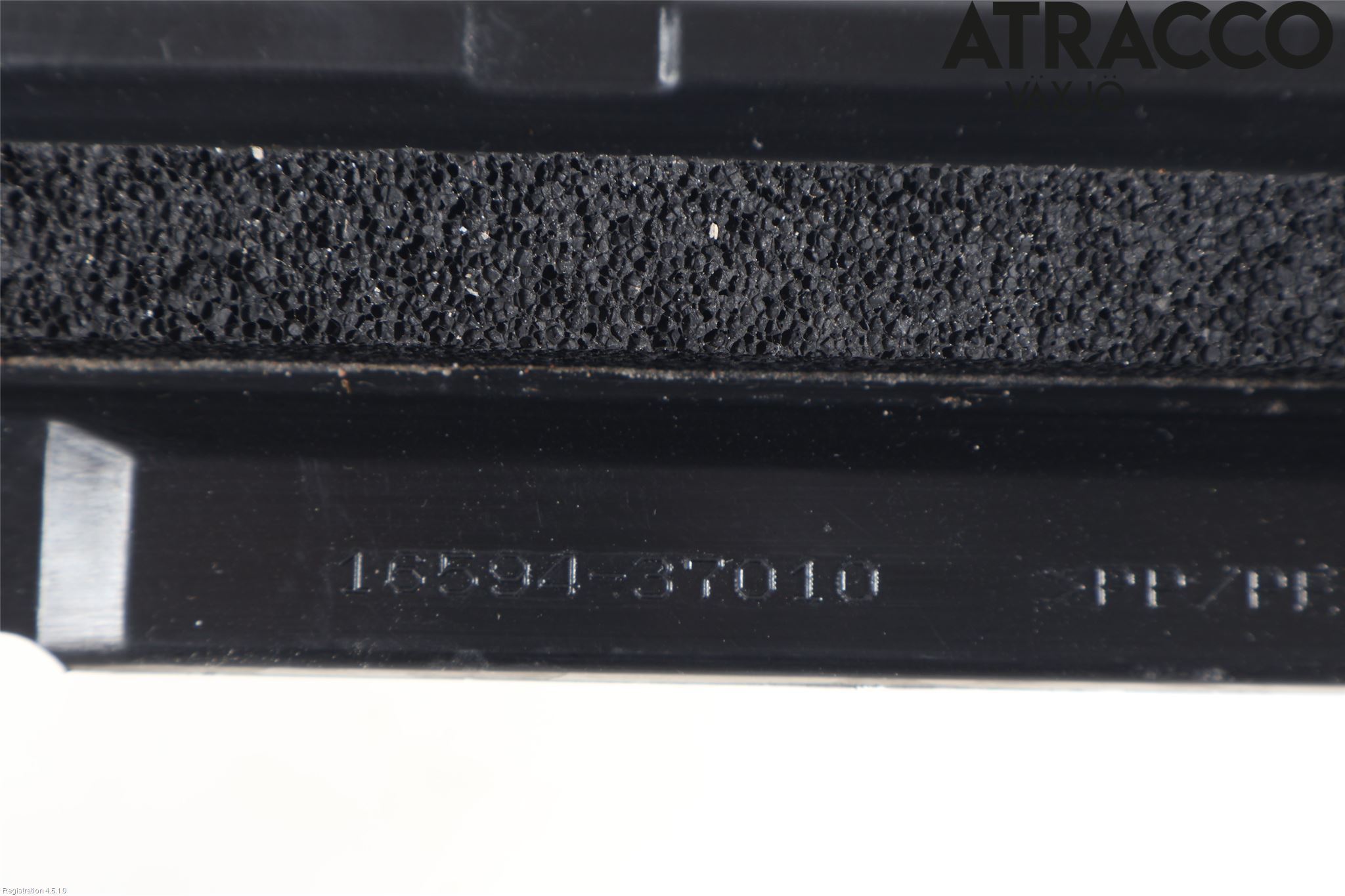 Toyota PRIUS (ZVW50) 16-21 Luftstyring Front