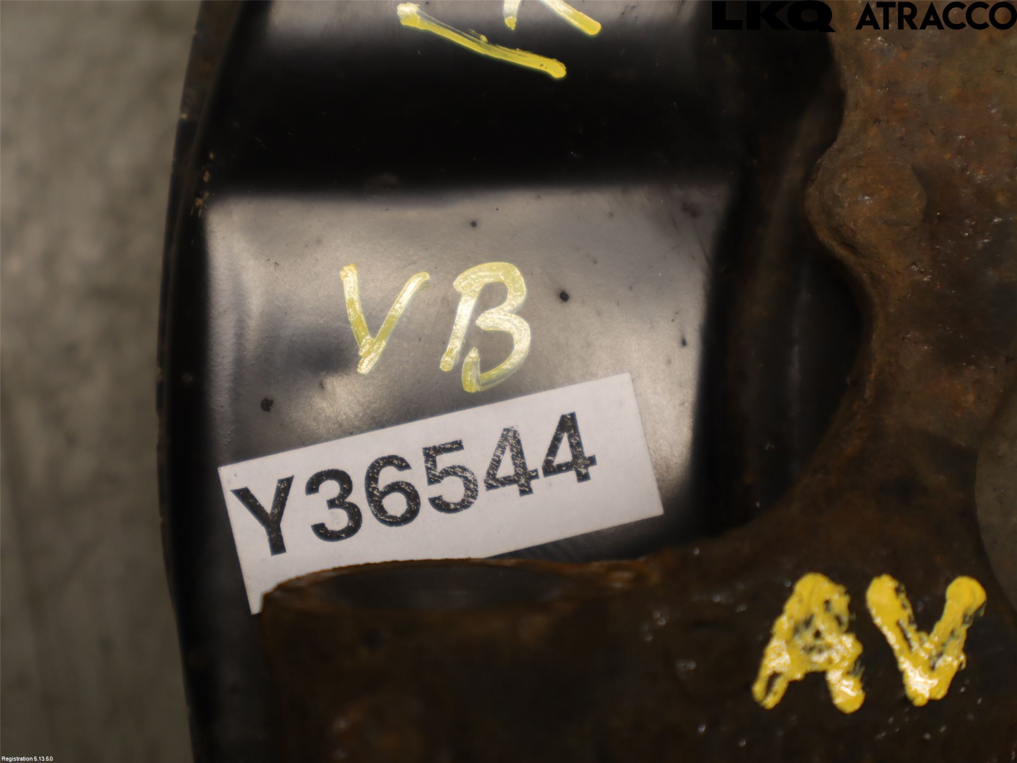 BMW 3 E90/91 SED/TOU 05-12 Spindel Vb