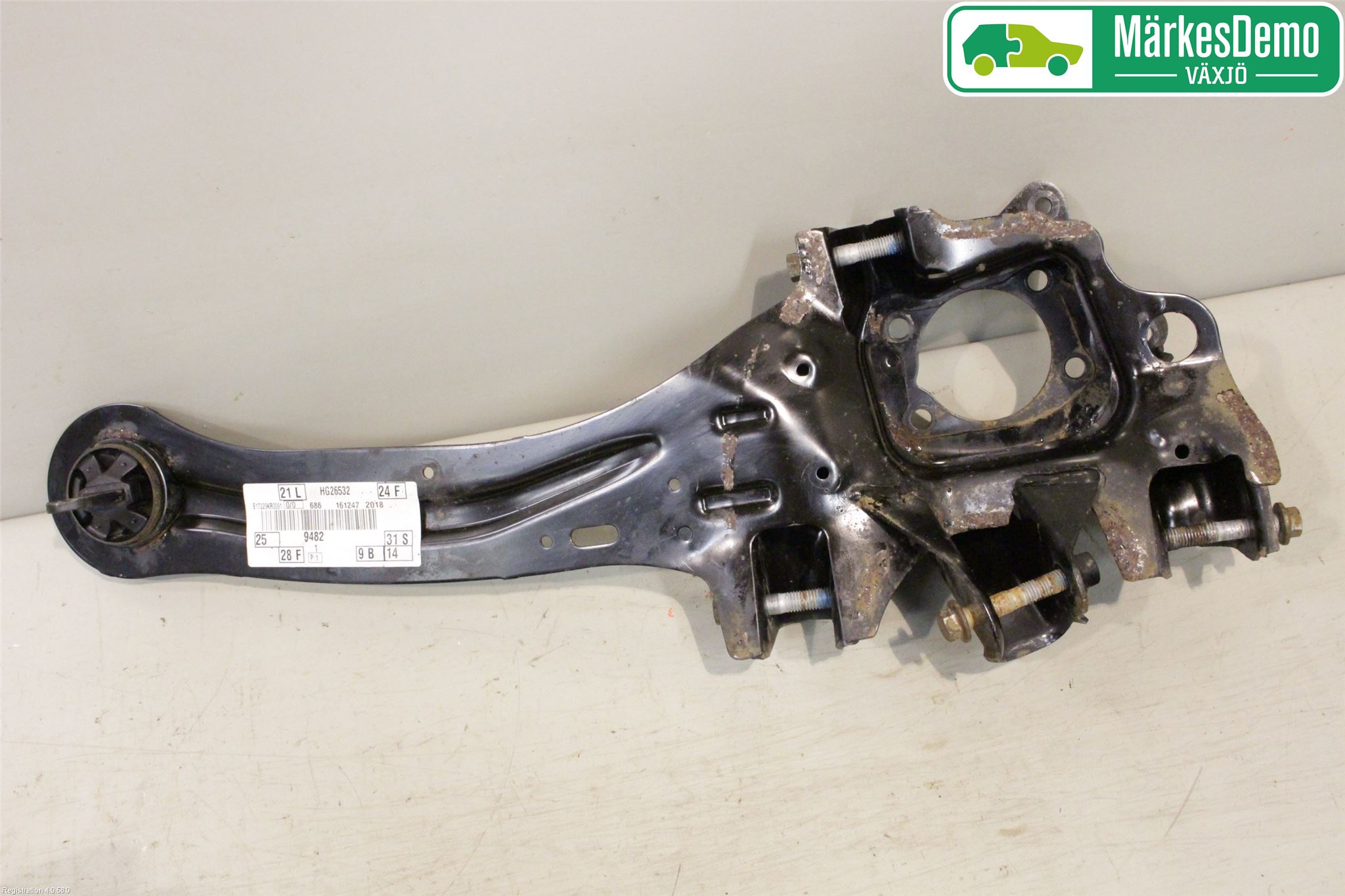 Ford FOCUS 15-18 Bærearm Bak Høyre