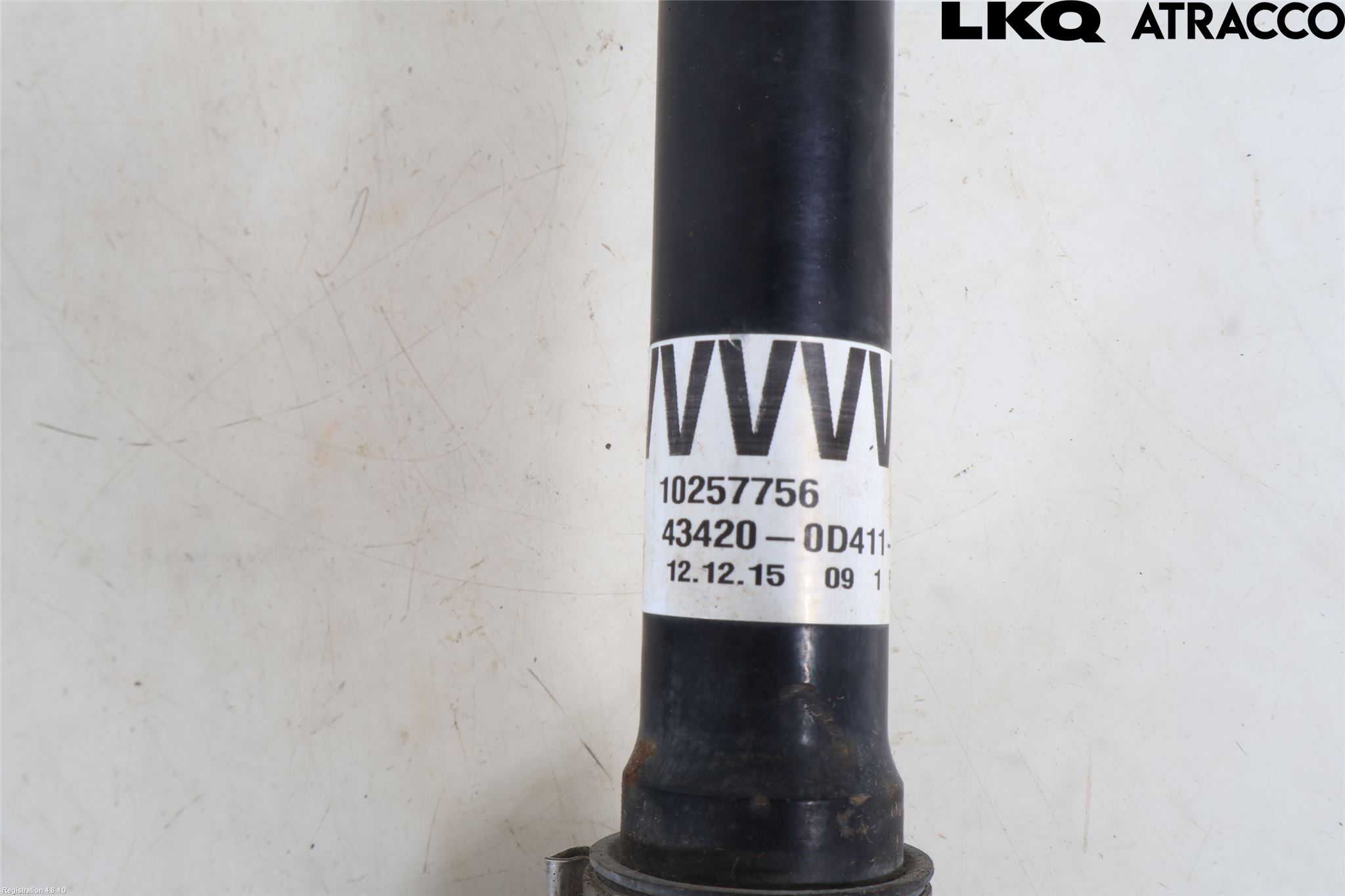 Toyota YARIS XP130 15-20 Drivaksel Foran Kompl Venstre