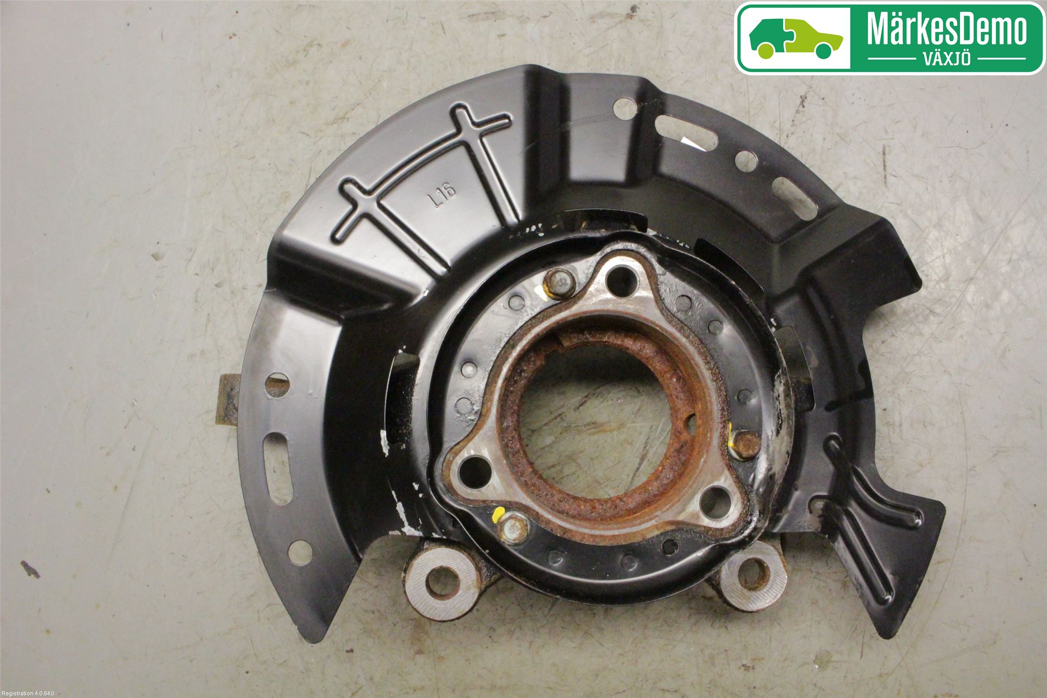 Hyundai i30 PD 17- Spindel Vf