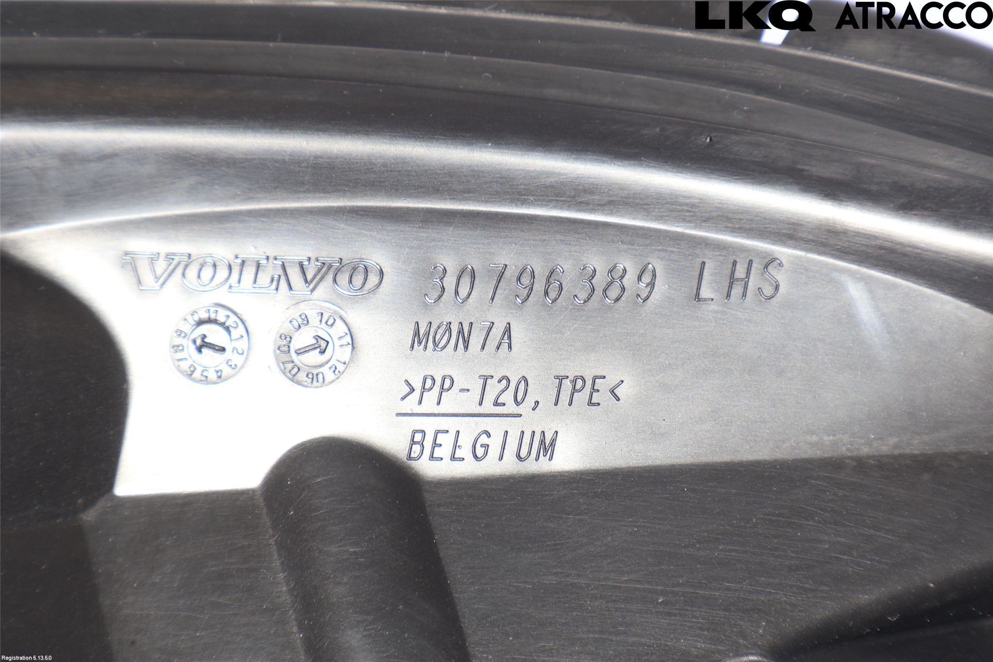 Volvo V70 08-13 Luftstyring Front