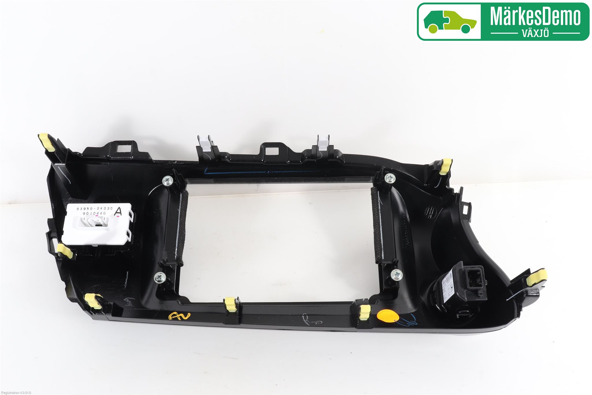 Toyota HILUX 16- Instrument Ramme