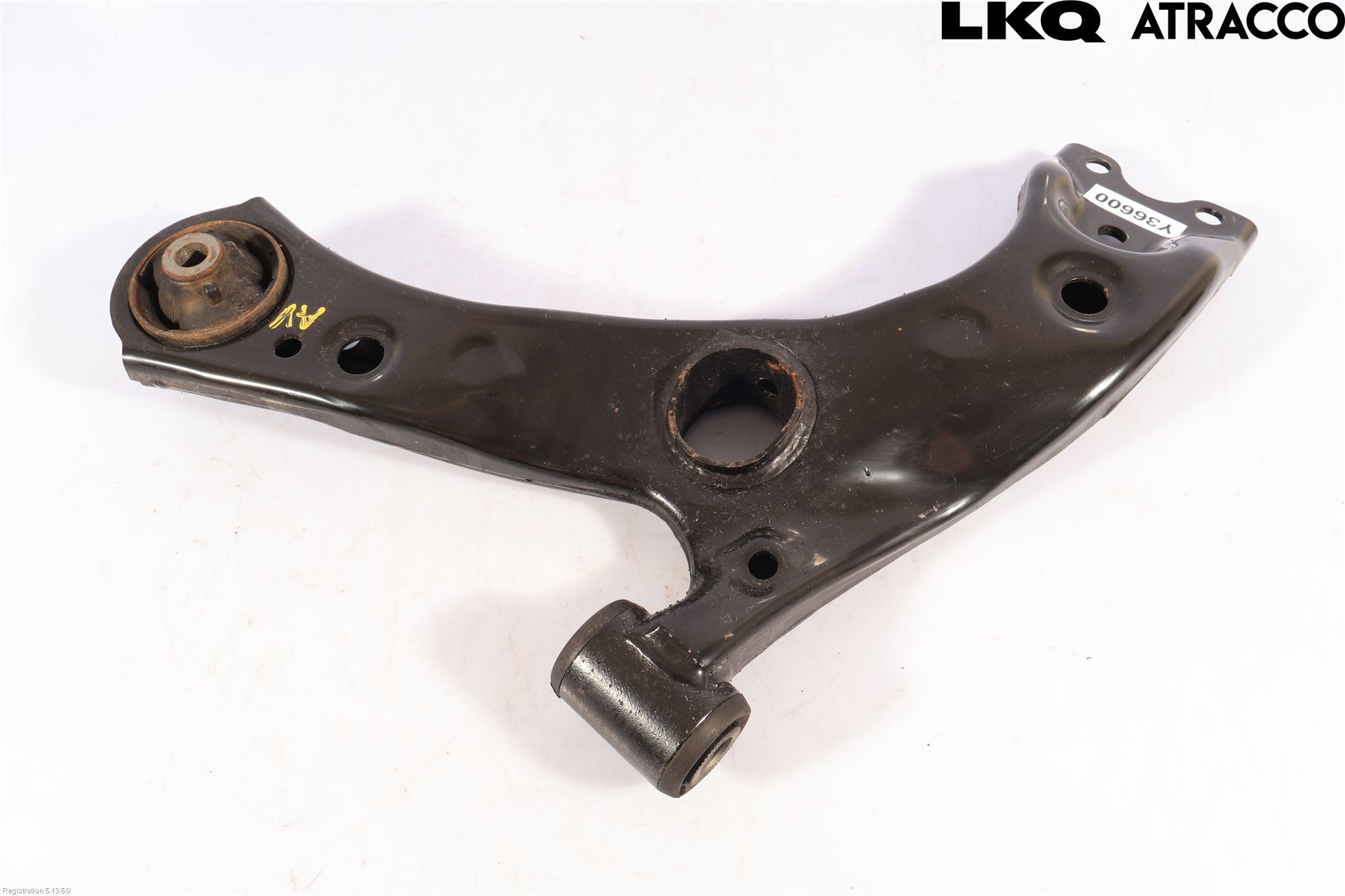 Toyota COROLLA CROSS XG10 22- Bærearm Foran Venstre Nedre