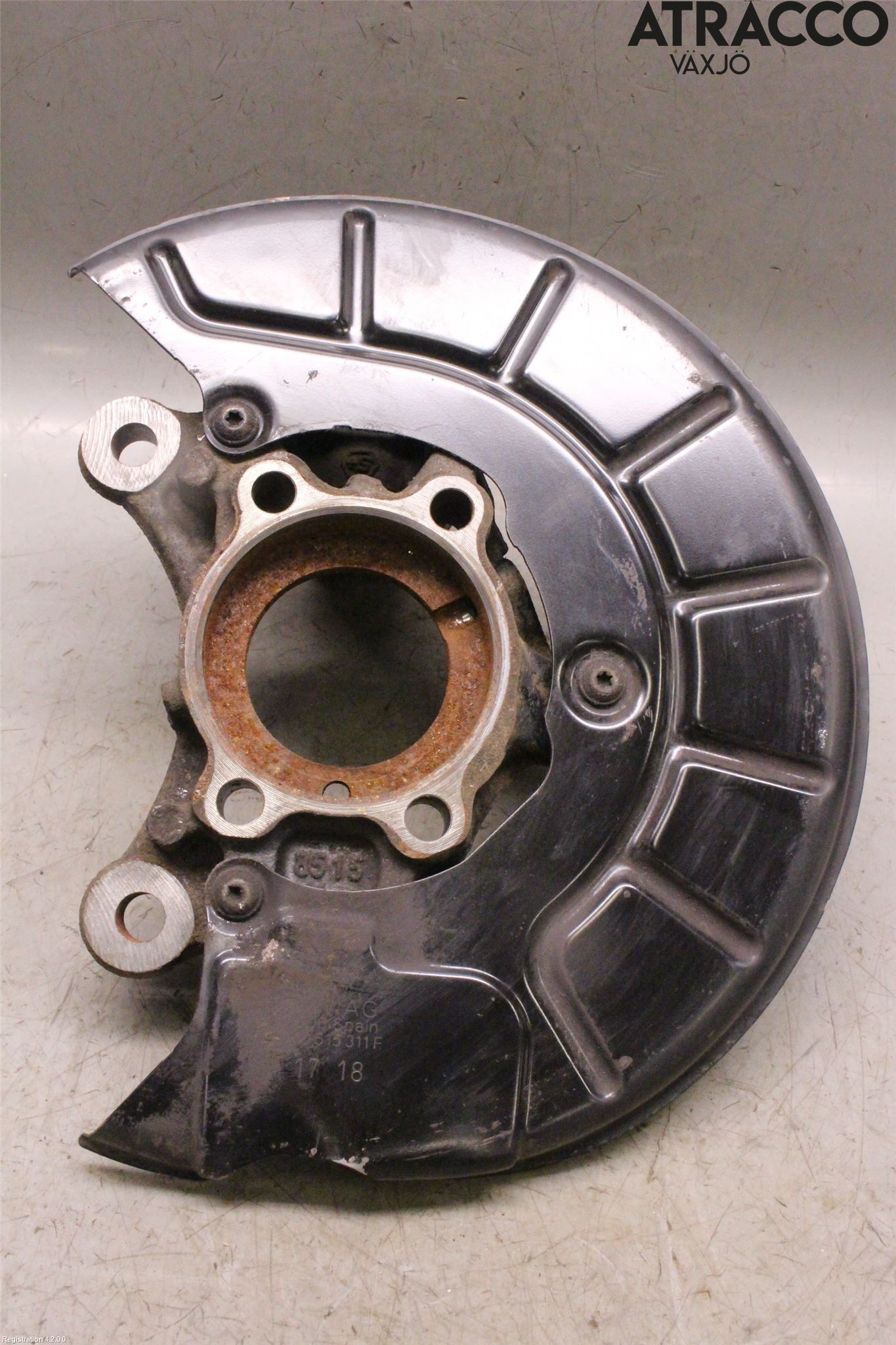 Volkswagen VW CADDY 16-20 Spindel Vf