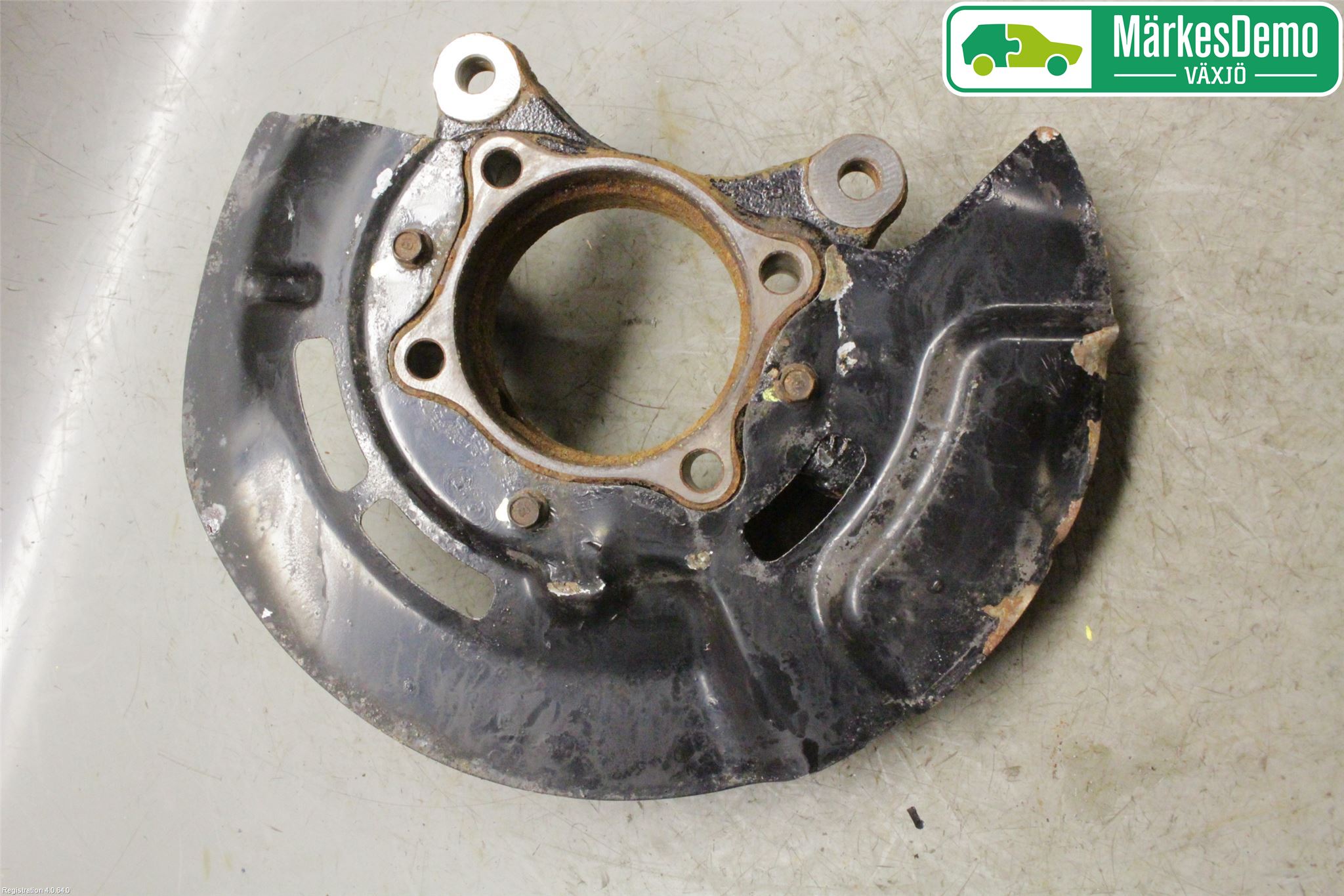 Hyundai TUCSON 05- Spindel Hf