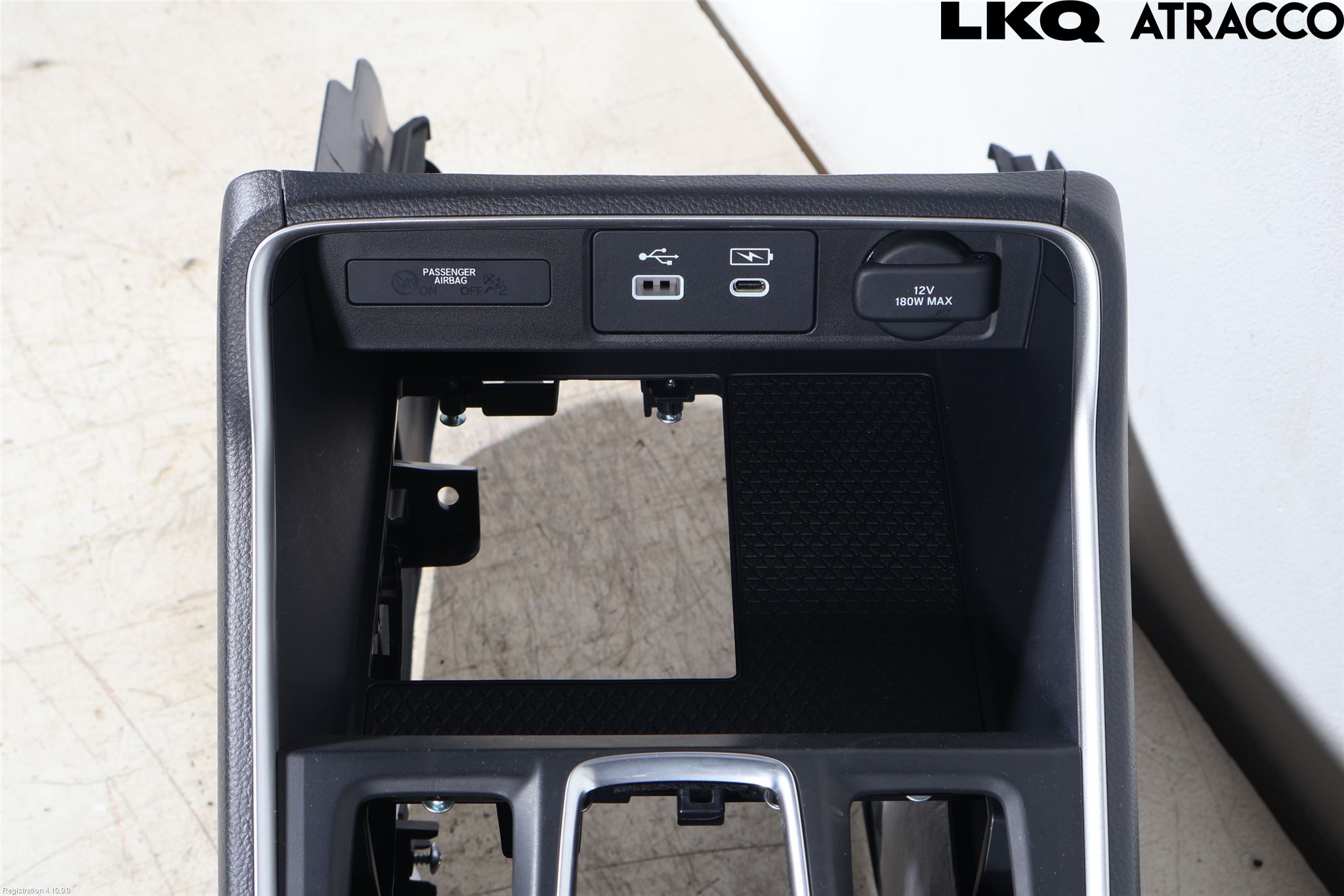 Honda CR-V 24- Instrumentkonsoll Midt