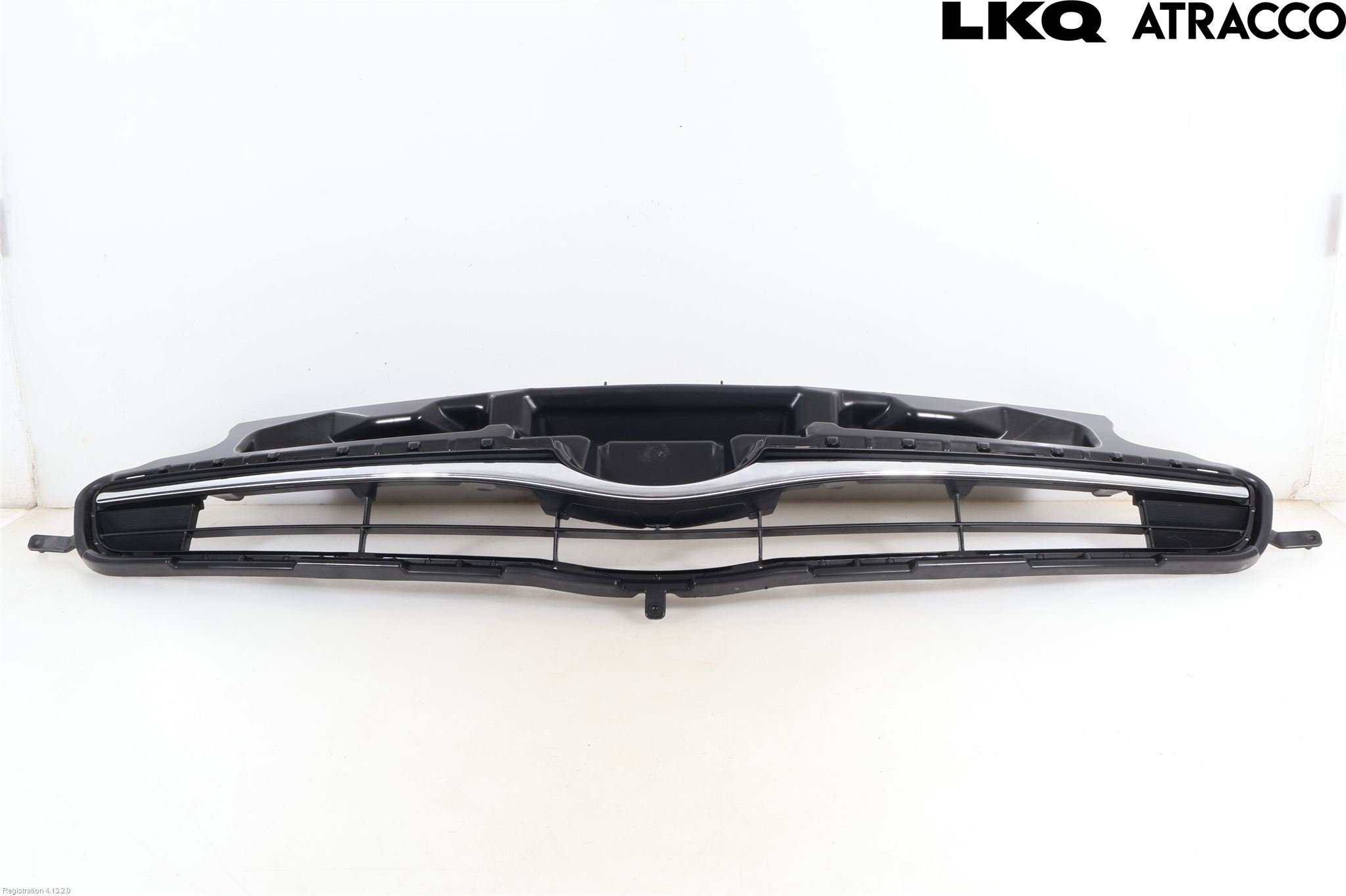 Toyota VERSO-S 11-16 Grill Komplett