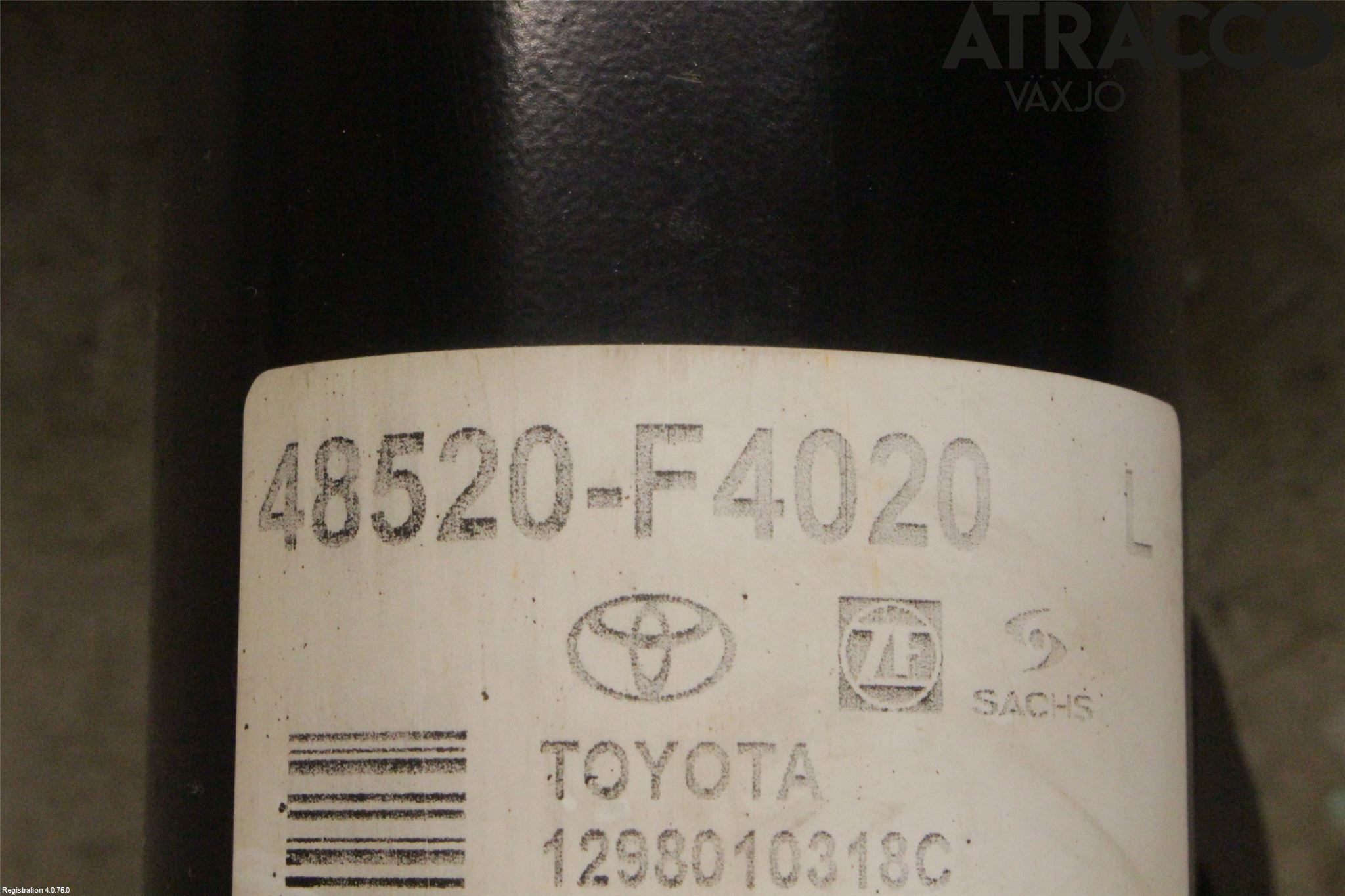 Toyota C-HR 16-23 Fjærbein Foran Venstre