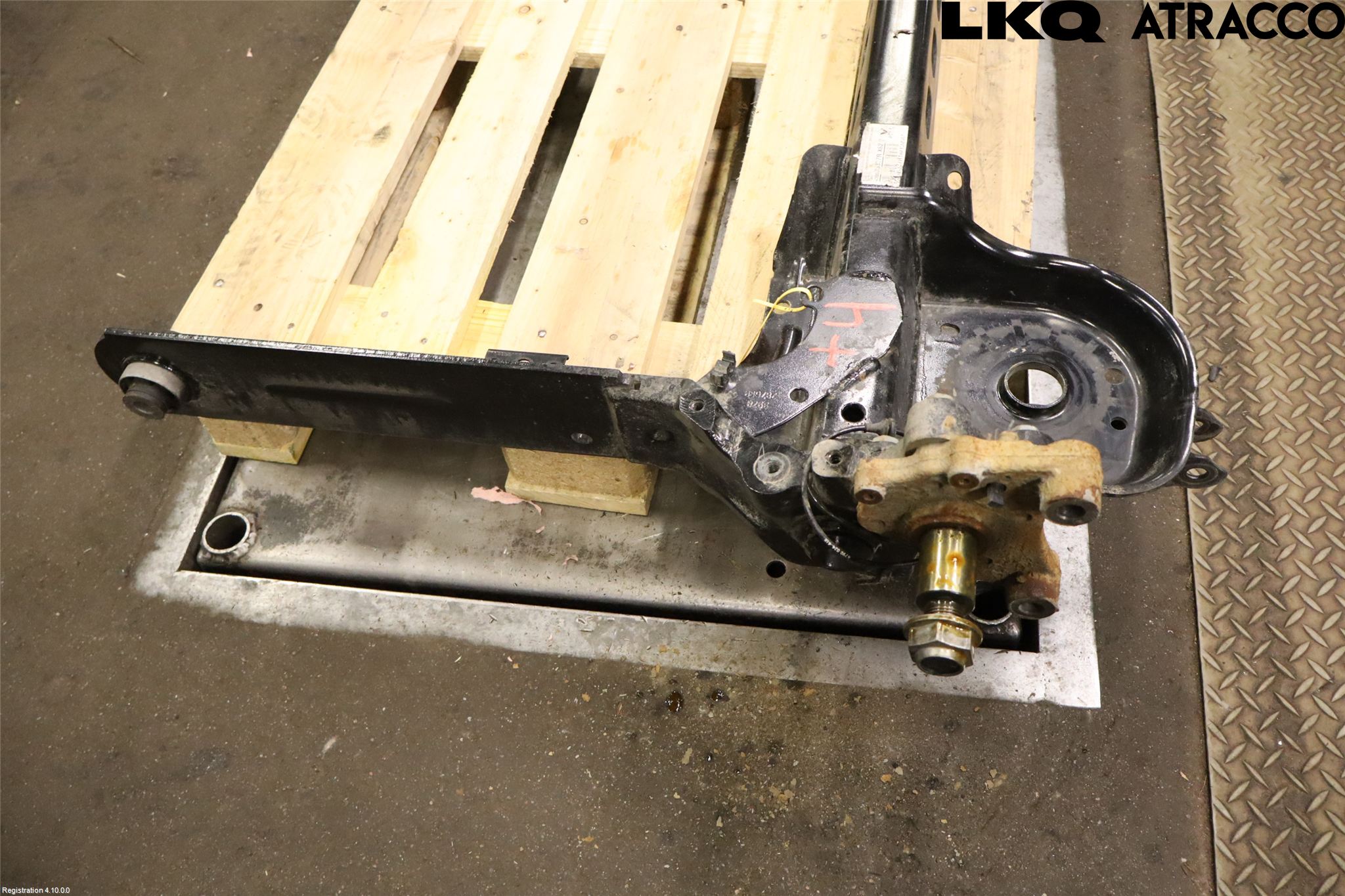 Nissan PRIMASTAR Bakaksel Feste Travers-Ramme