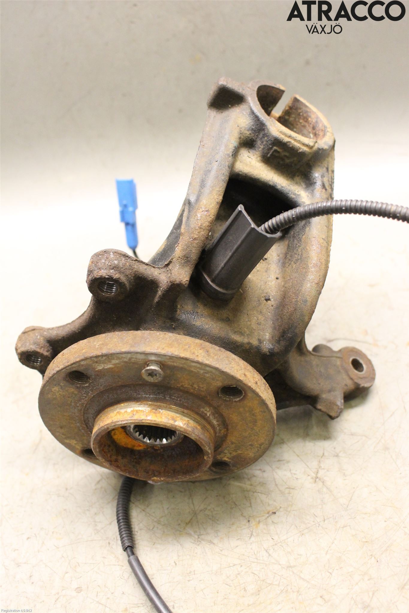 Peugeot 208 12-15 Spindel Vf