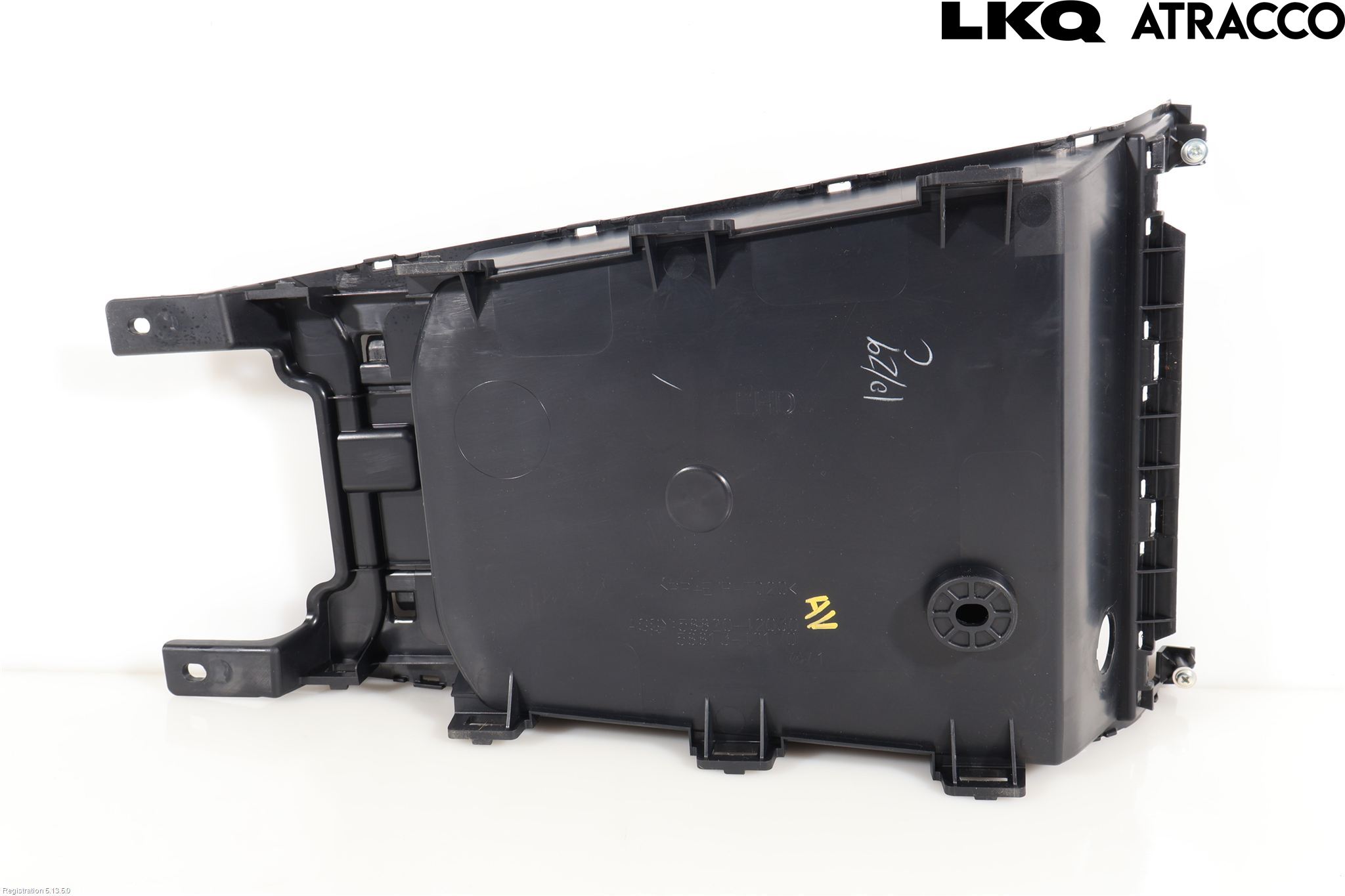 Toyota bZ4X EA10 22- Instrumentkonsoll Midt