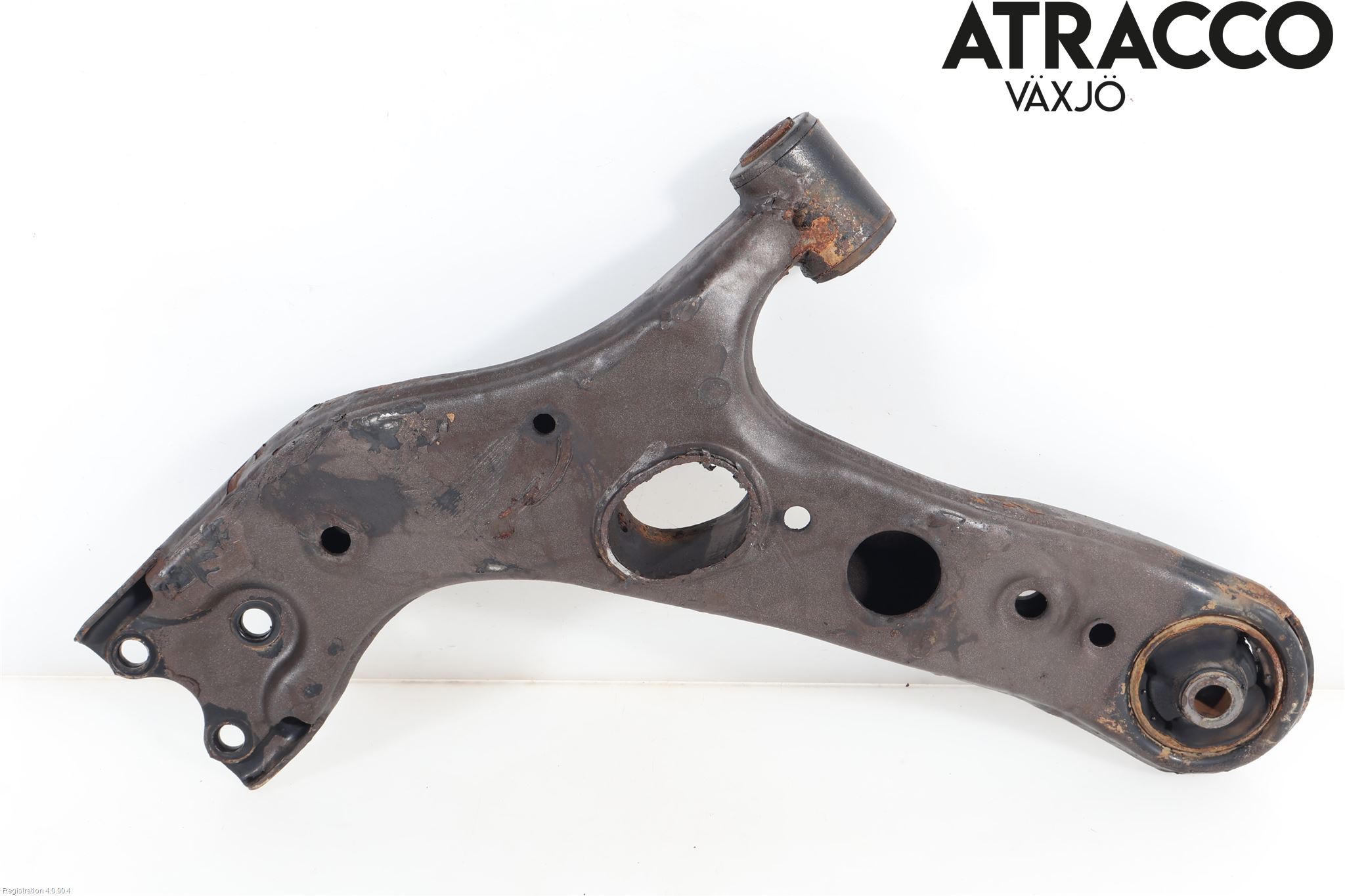 Toyota RAV4 13-18 Bærearm Foran Høyre Nedre