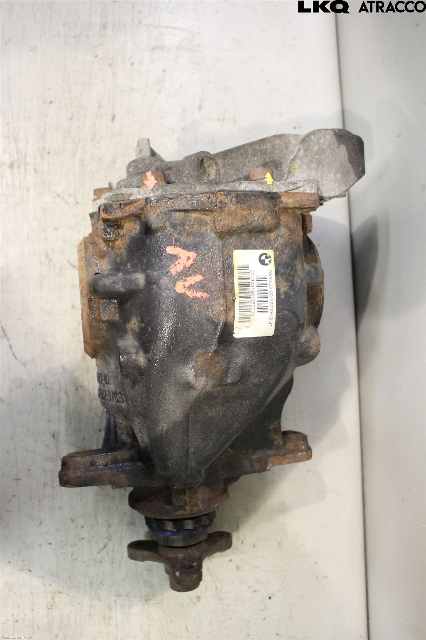 BMW 3 F30/F31/F80 12-19 Bakaksel Kardang Bak -Diff