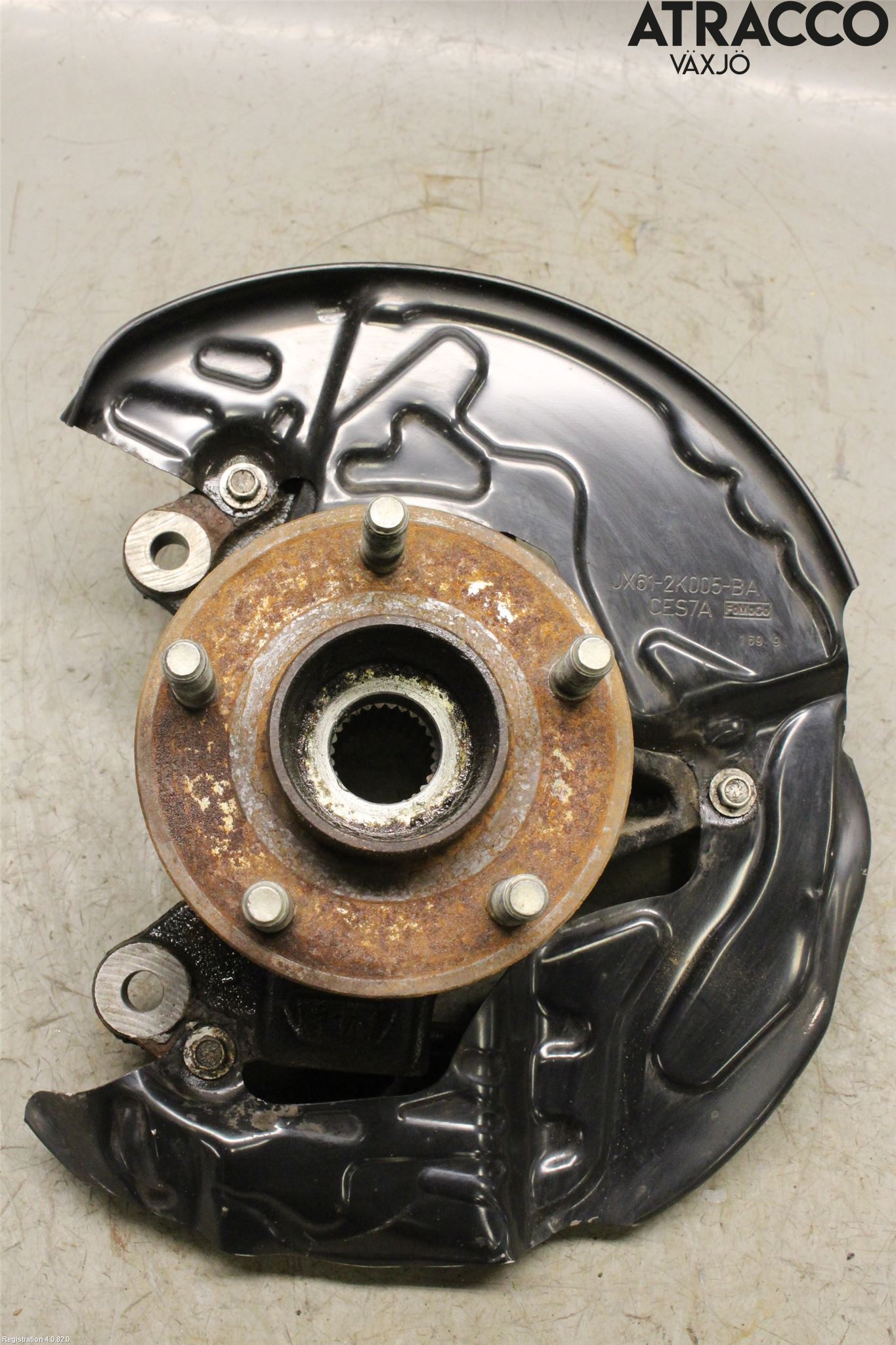 Ford FOCUS 19- Spindel Vf
