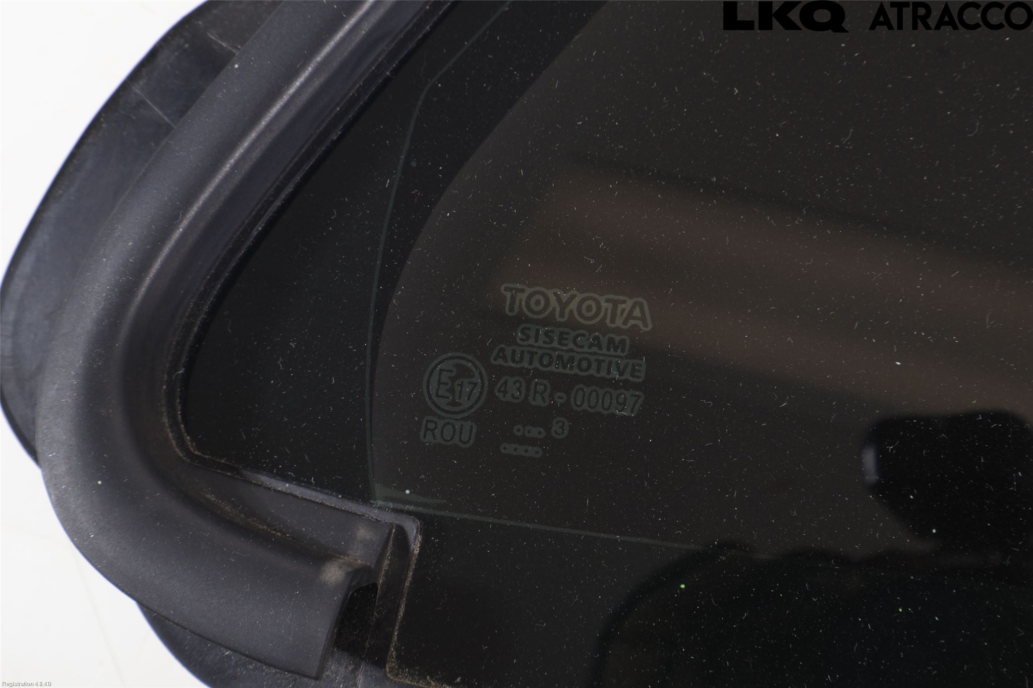 Toyota YARIS CROSS XP21 21- Dørrute Bak Høyre Trekant 4D