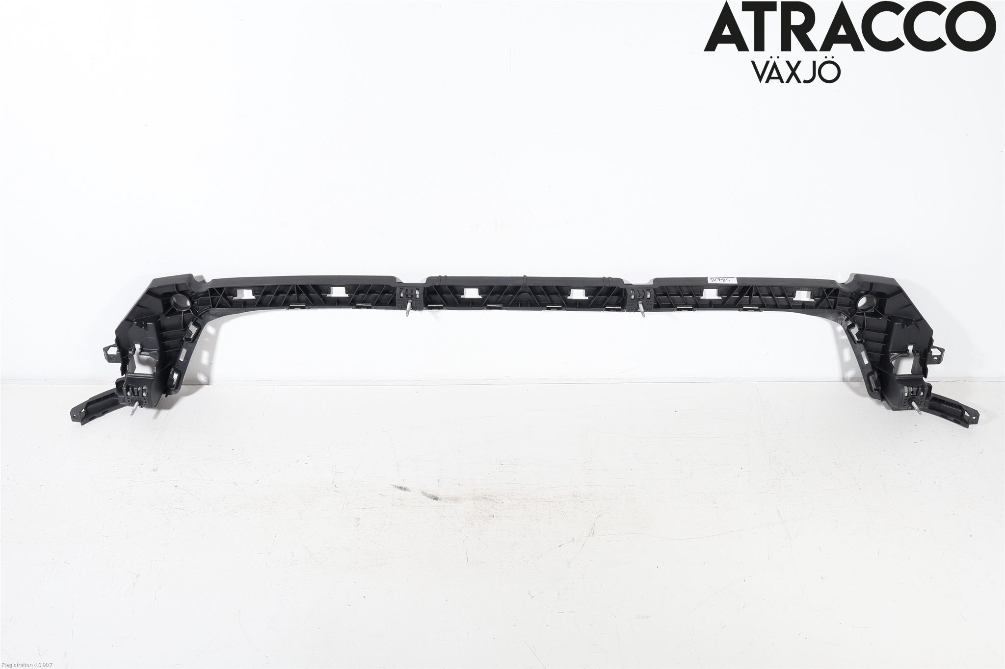 Audi A4/S4 B9 16-19 Støtfanger Bak Midt Del